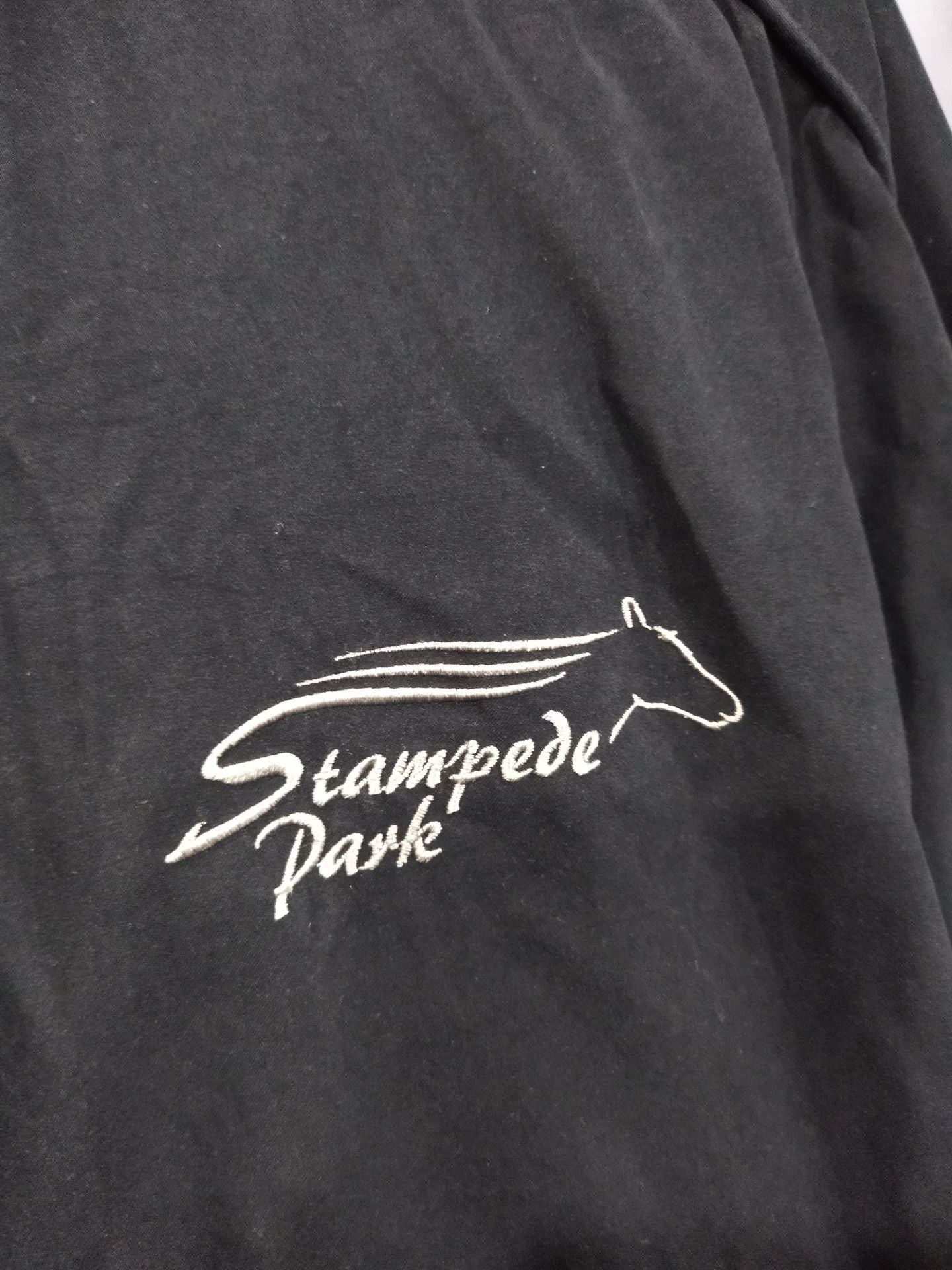 Stanpede Park ロゴ入りジャンパー