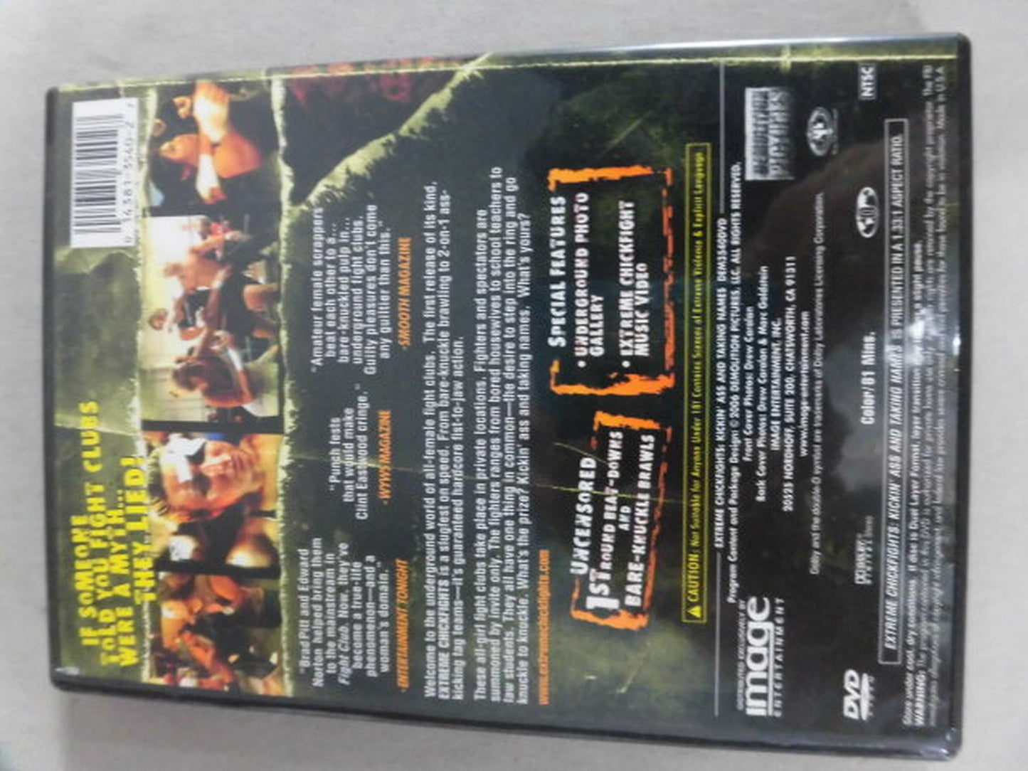 EXTREME CHICKFIGHTS KICKIN’ASS AND TAKING NAMES