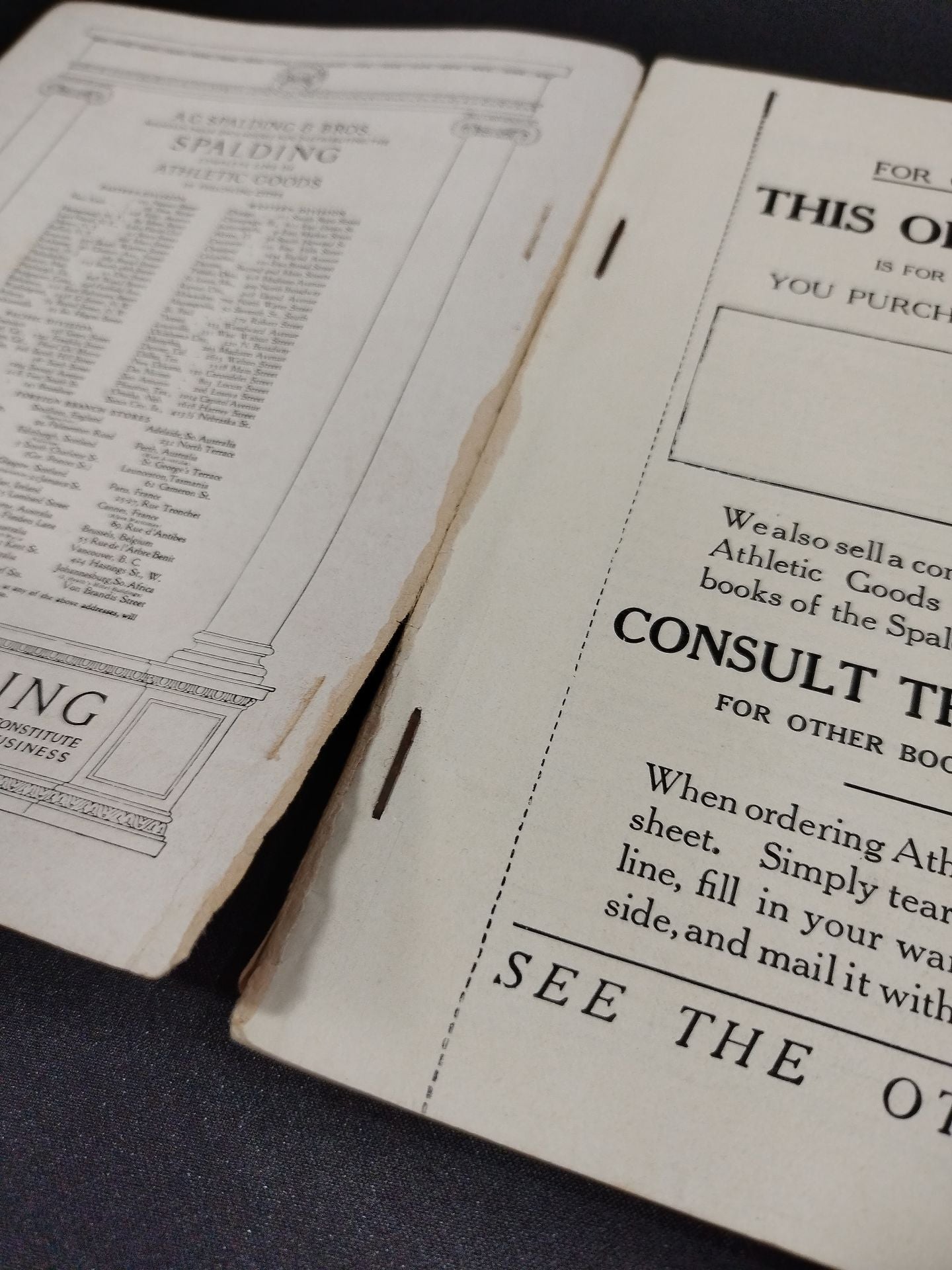 SPALDING’S ATHLETIC LIBRARY / Professional Wrestling