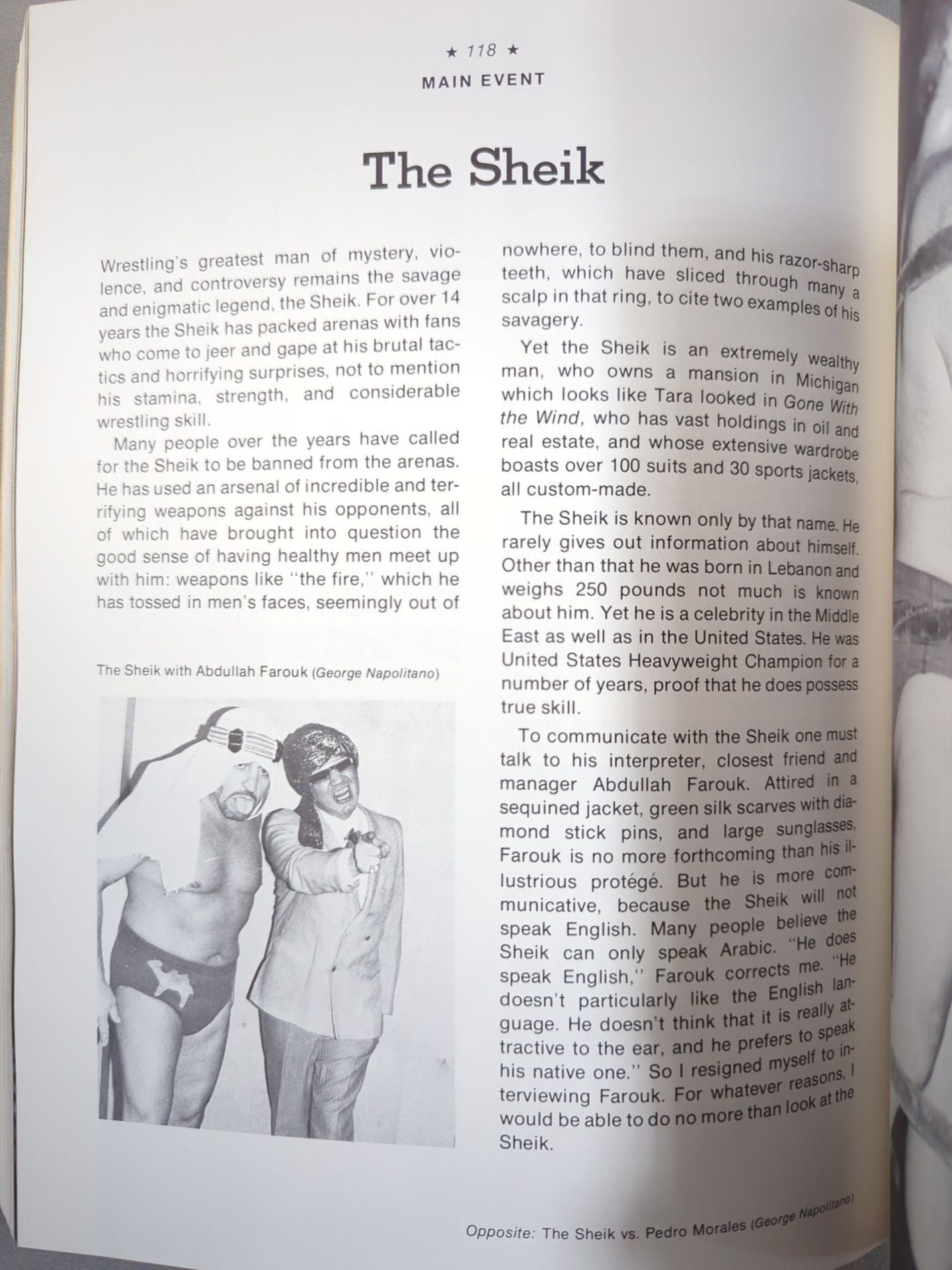 MAIN EVENT THE WORLD OF PROFESSIONAL WRESTRING