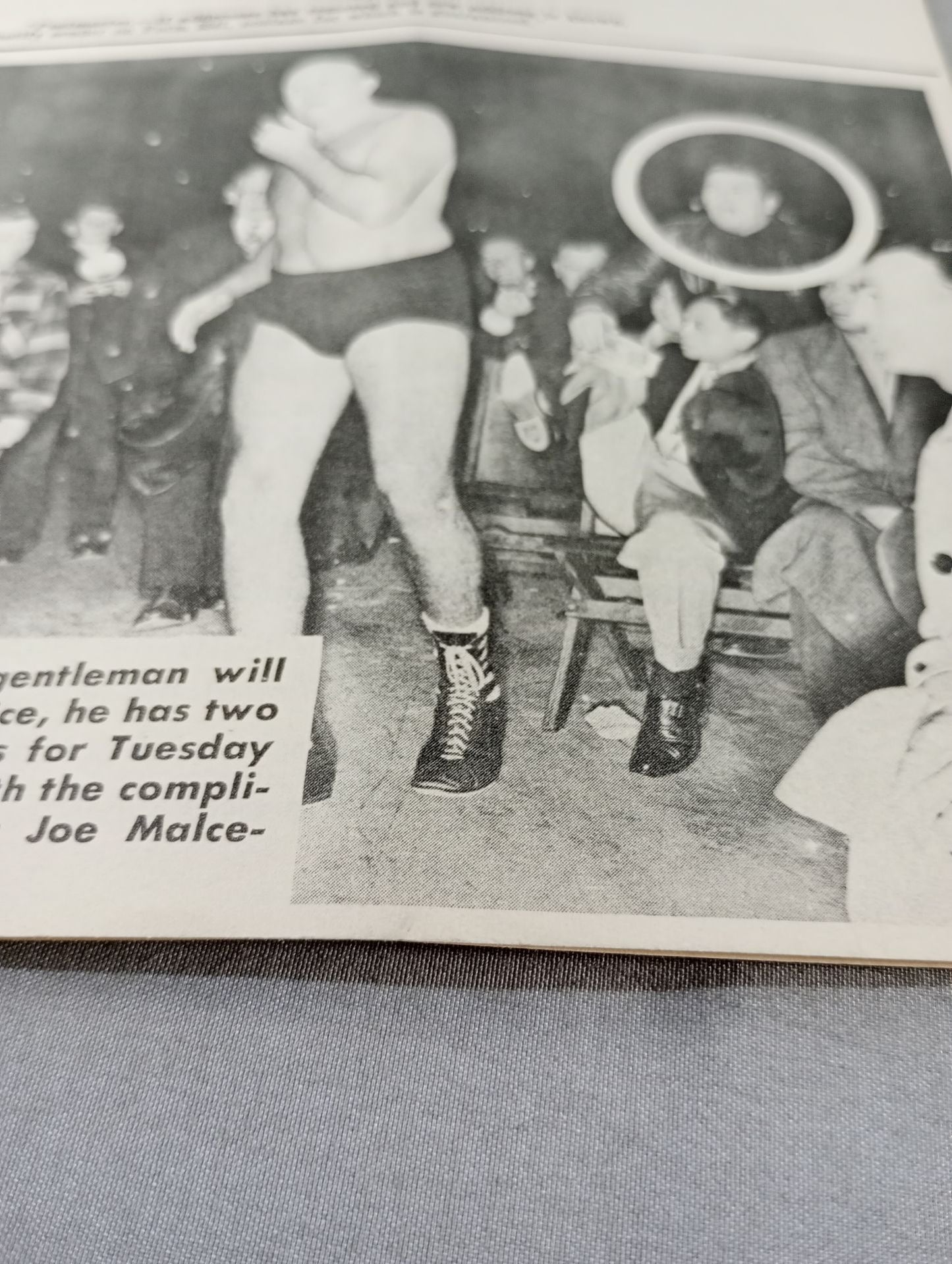 Coliseum WRESTLING NEWS(1949.1.18)