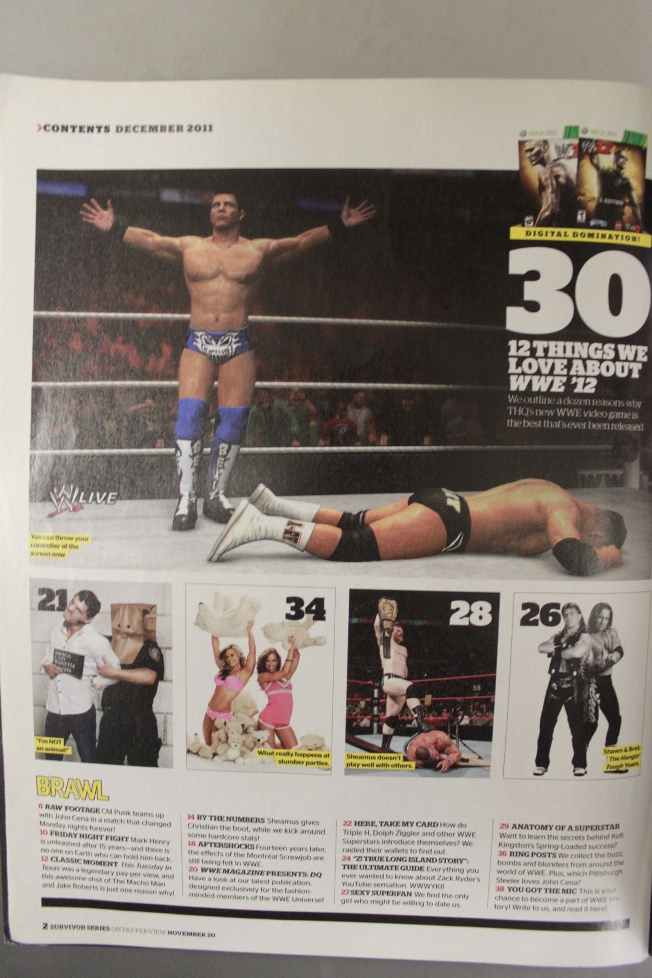 WWE MAGAZINE December 2011