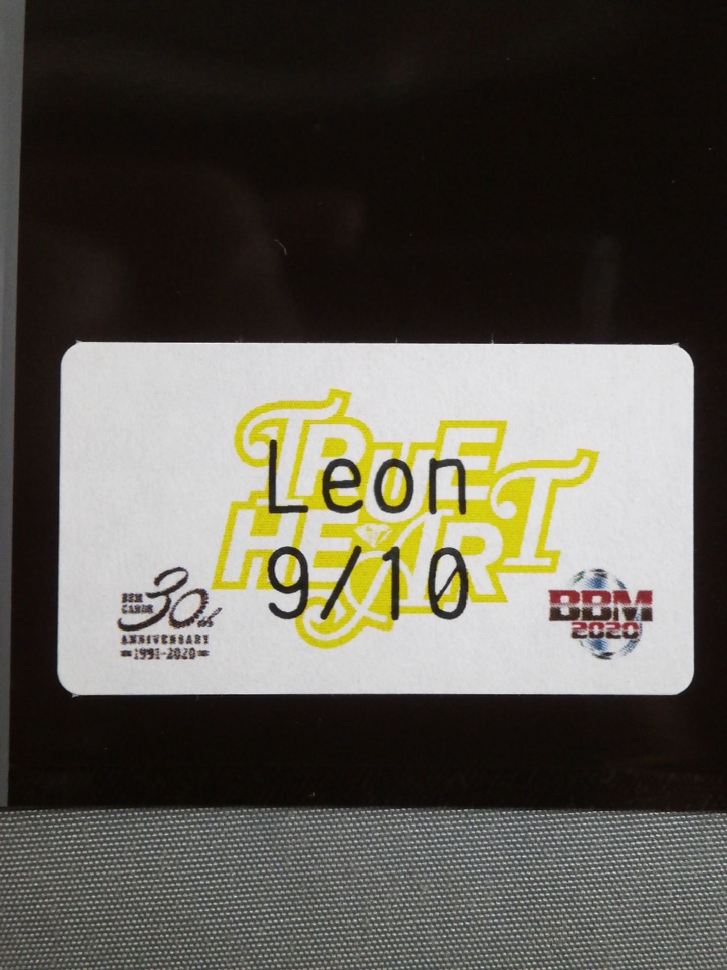 2020 BBM Leon 直筆サイン入り 公式チェキカード