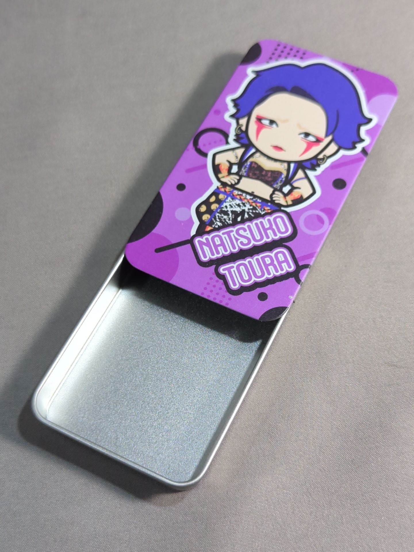 Natsuko Tora Random Illustration Slide Can