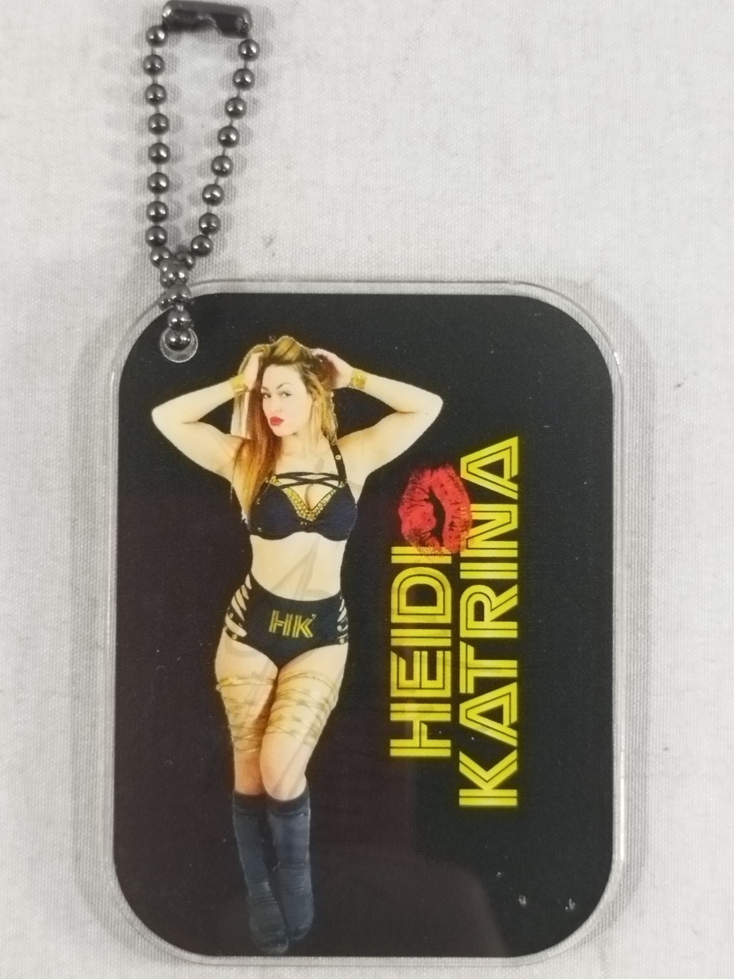 【hand signed autograph】 Heidi Katrina Acrylic Keychain