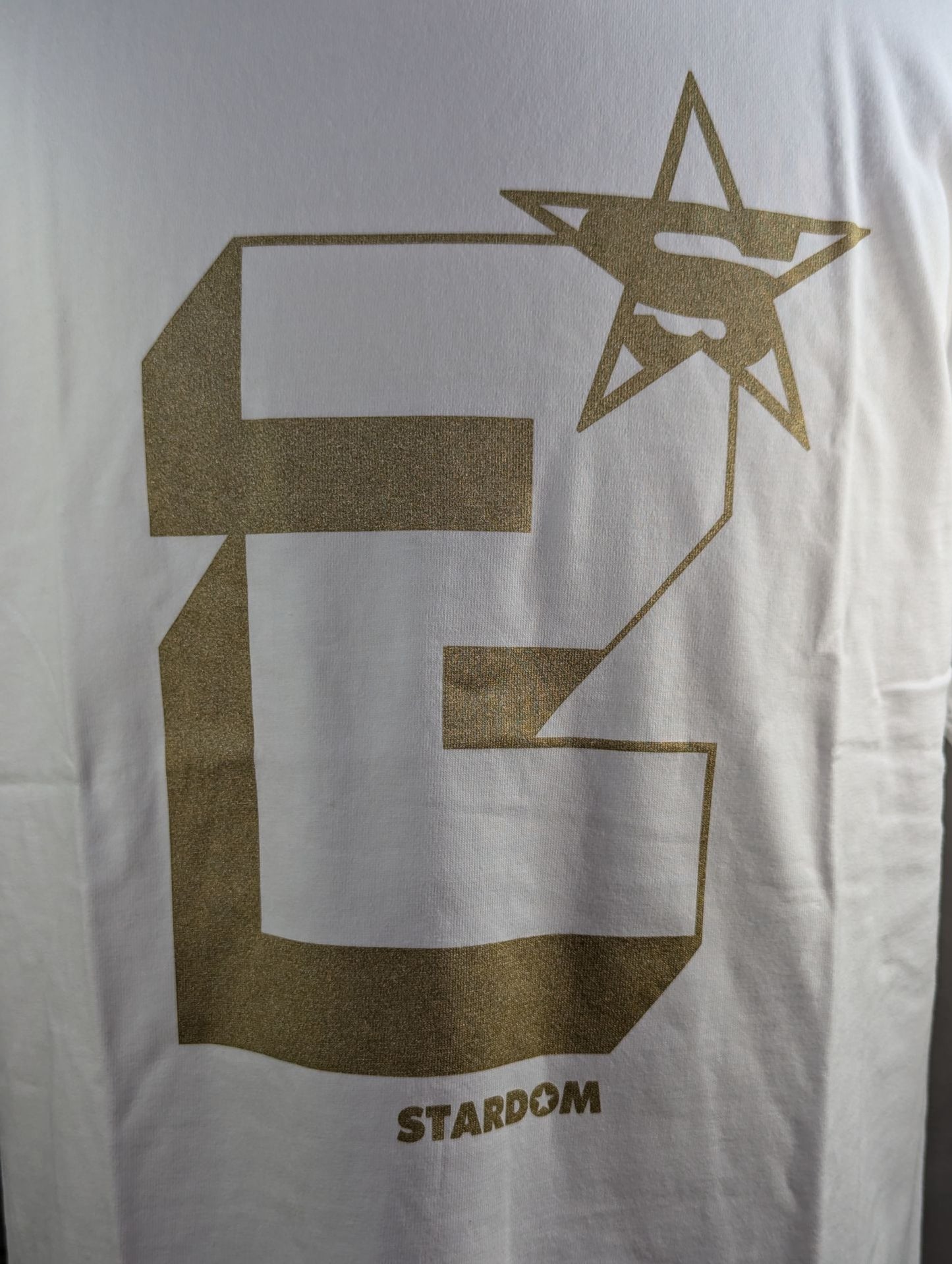 STARDOM 2ND ANNIVERSARY T-SHIRT (WHITE×GOLD)