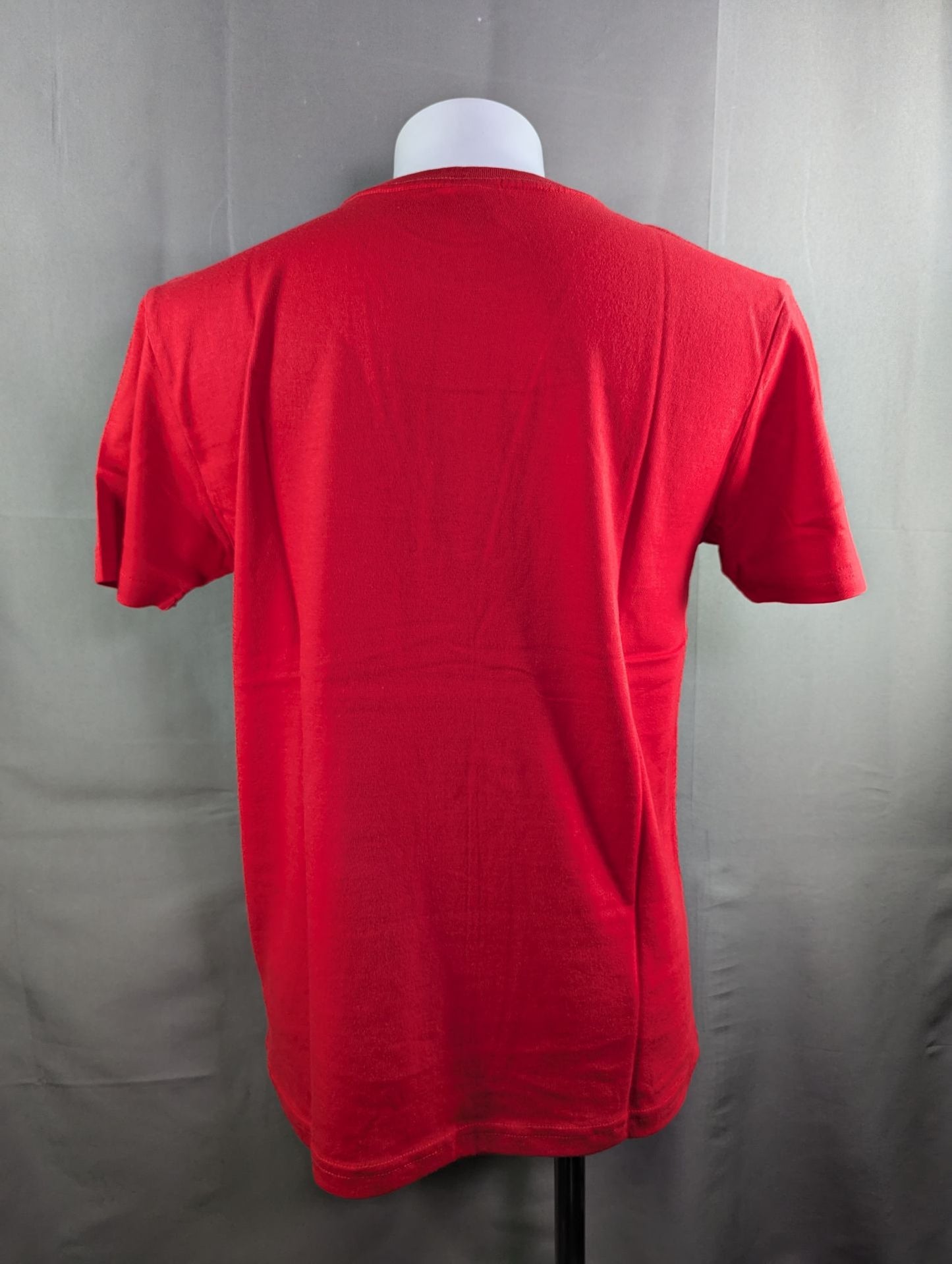 YuuRI Illustration T-shirt (1) (Red)