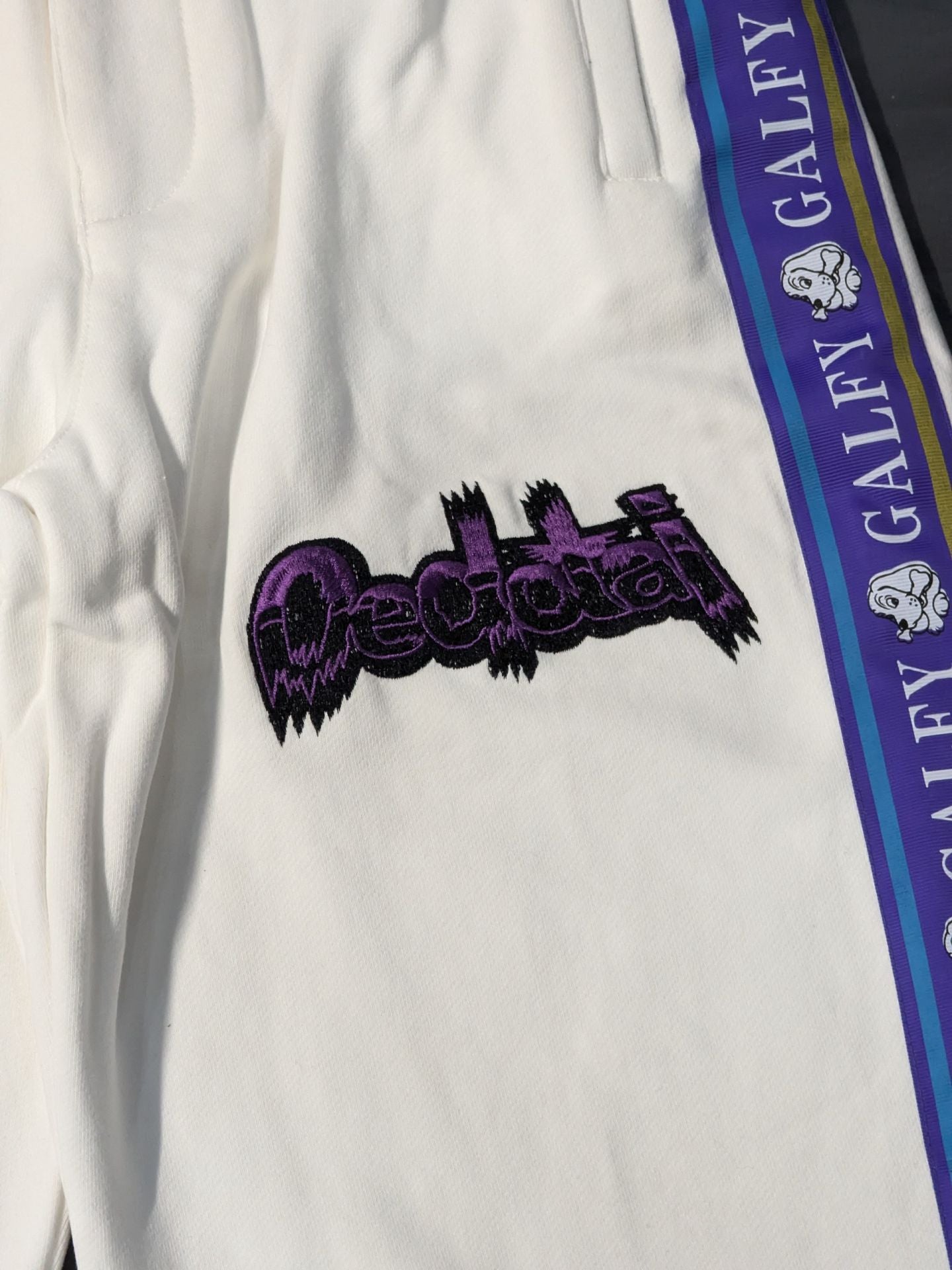 OEDO TAI  GALFY×OED Collaboration KUGI BAT Track Pants(White)