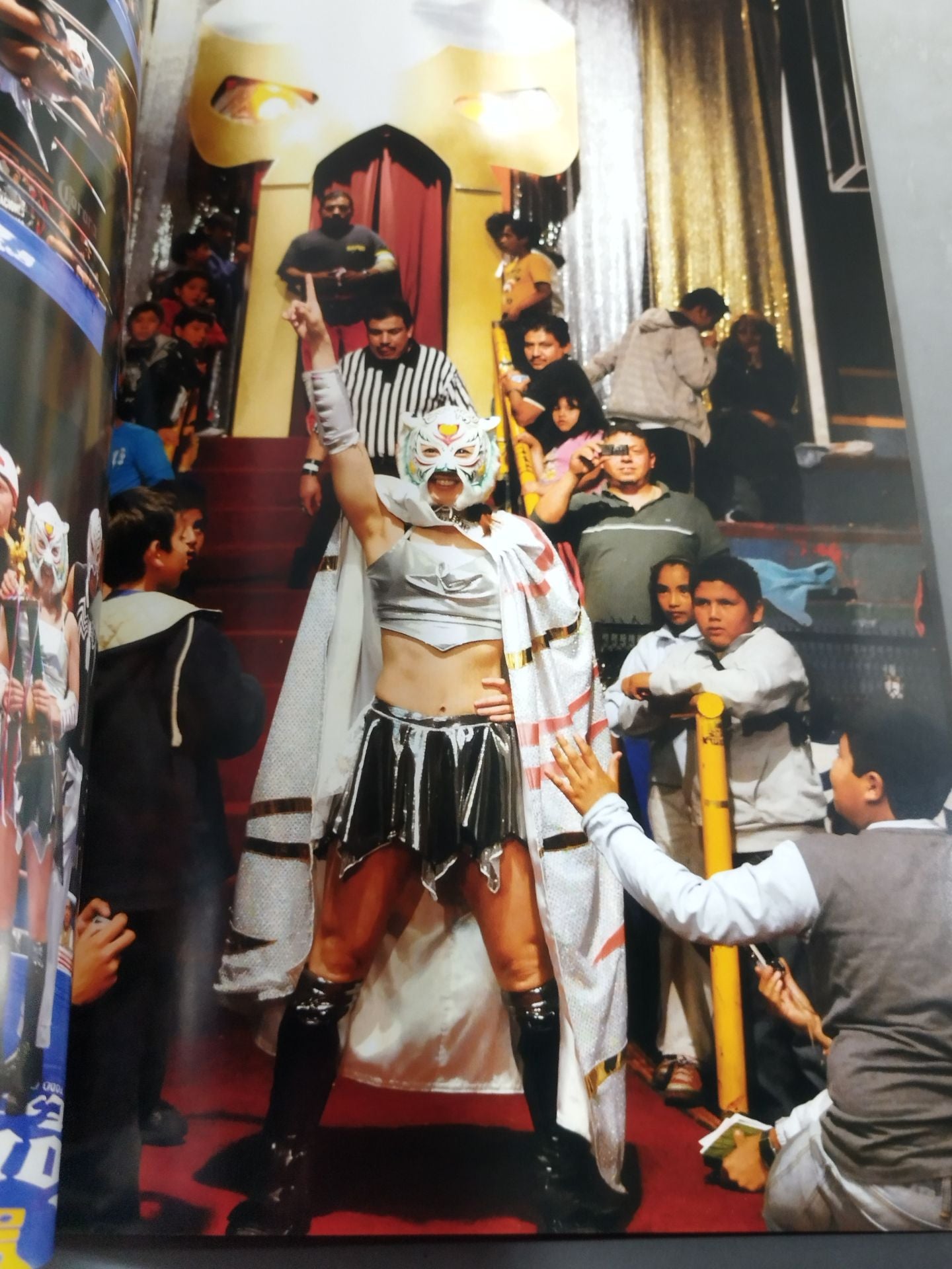 【Fuka hand signed autograph 】 FOTOLIBRE de Mascara Numero.13