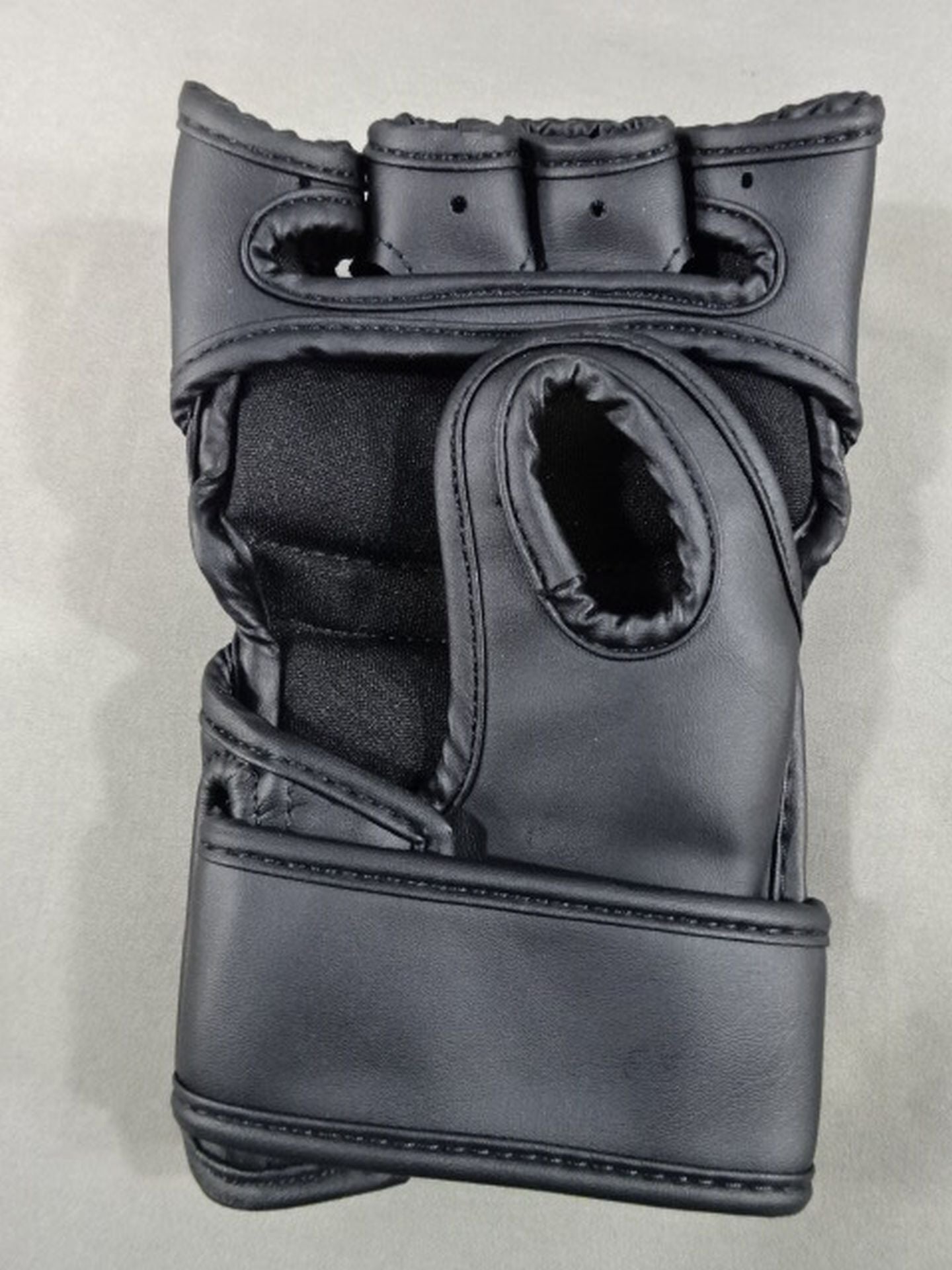 【Saori Oshima hand signed autograph】DEEP JEWELS VENUM Open Finger Gloves