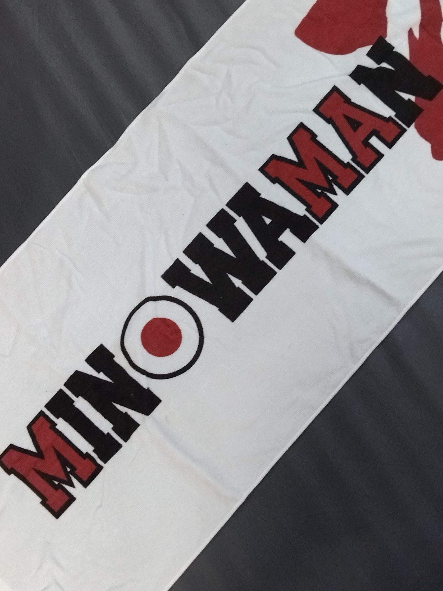 【直筆サイン入り】ミノワマン「MINOWAMAN」スポーツタオル