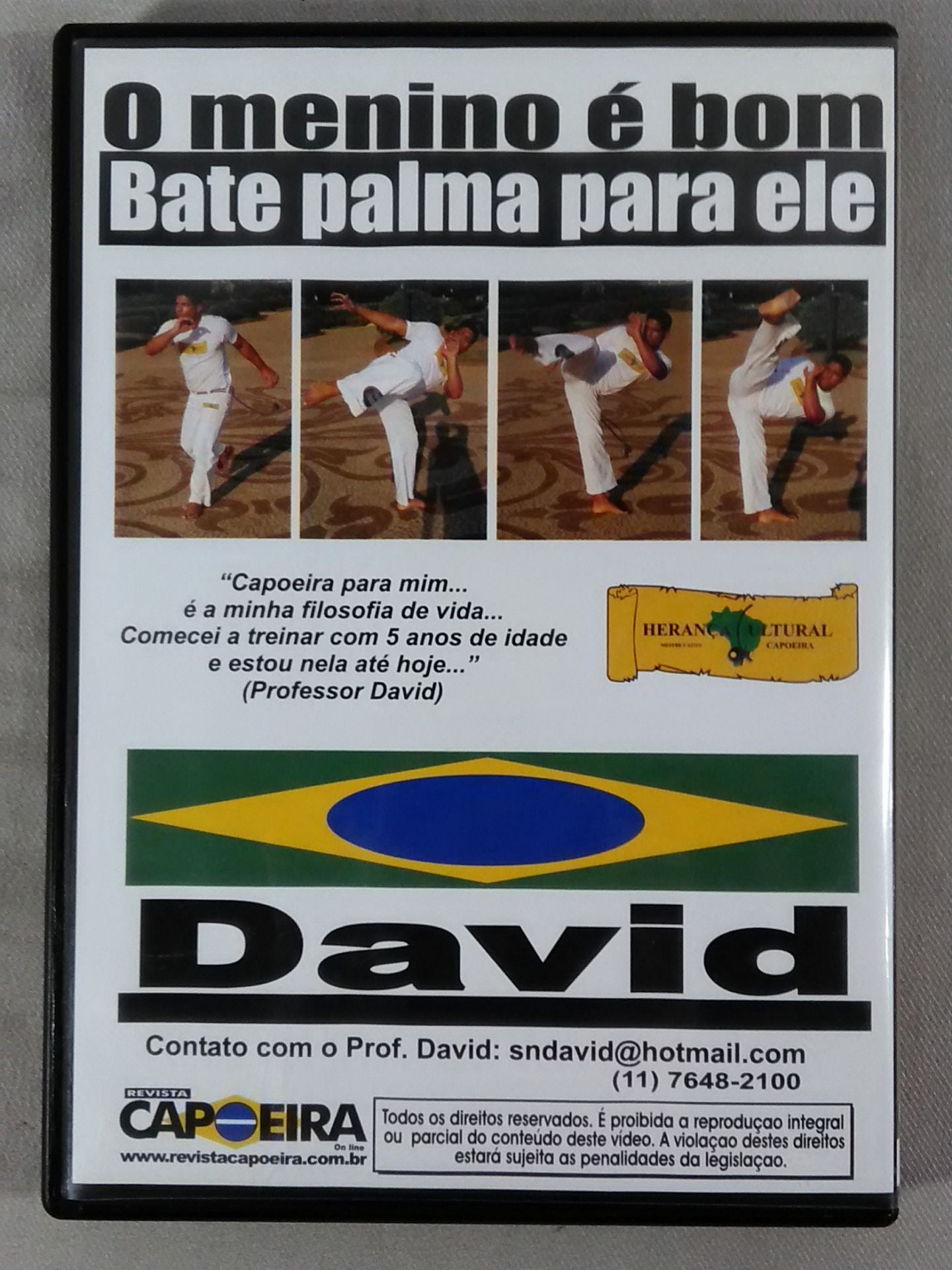 David O menino e bom Bate palma para ele