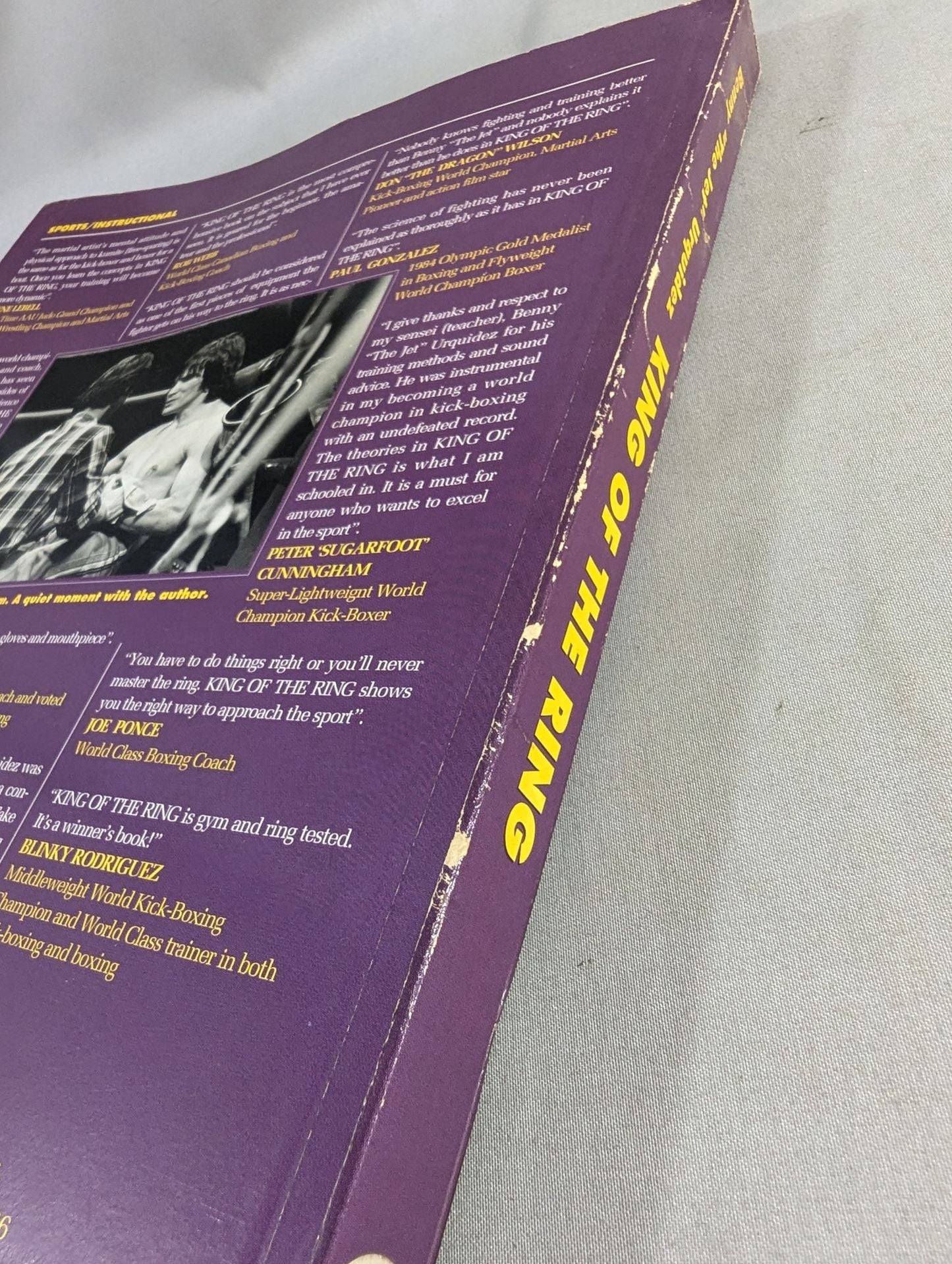 【直筆サイン入り】KING OF THE RING : How to Use Your Gym Equipment and Other Tricks of the Trade