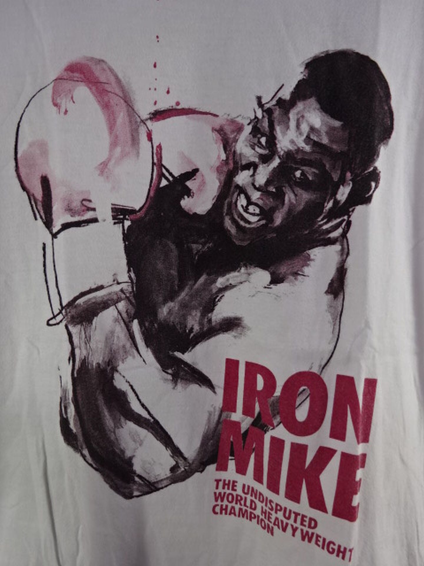 マイク・タイソン「THE UNDISPUTED WORLD HEAVYWEIGHT CHAMPION」Tシャツ