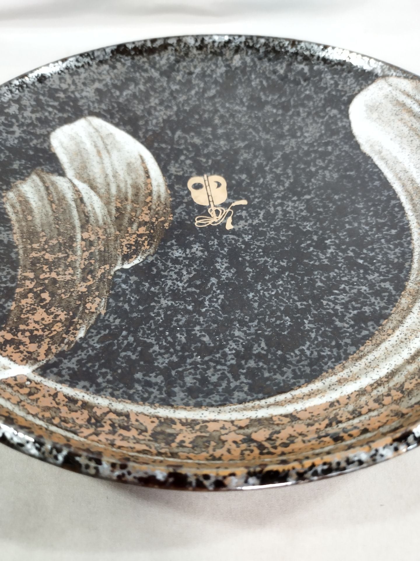 Nakamura Room Sumo Plate