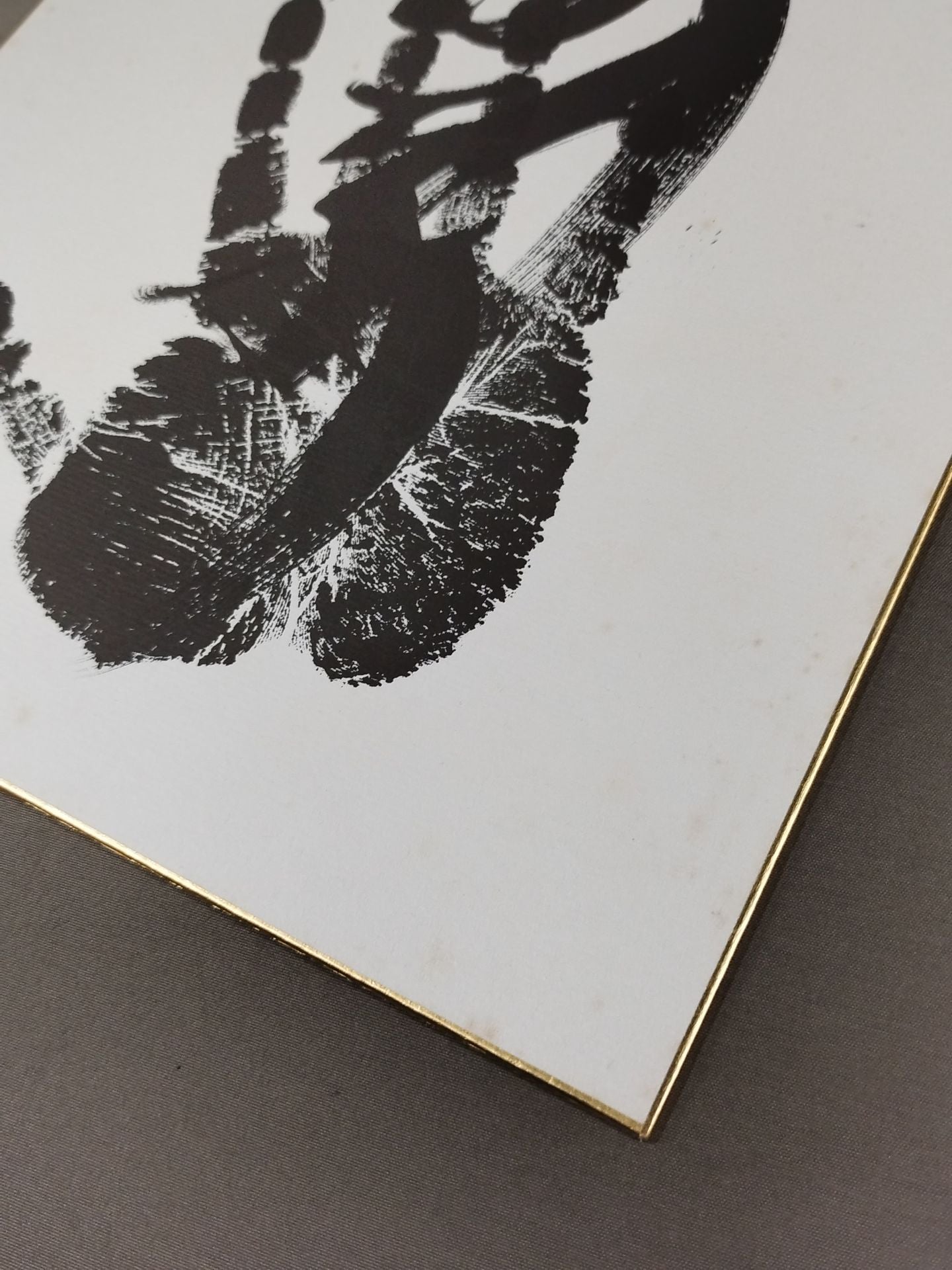 Kotonishi (black WITH handprint)
