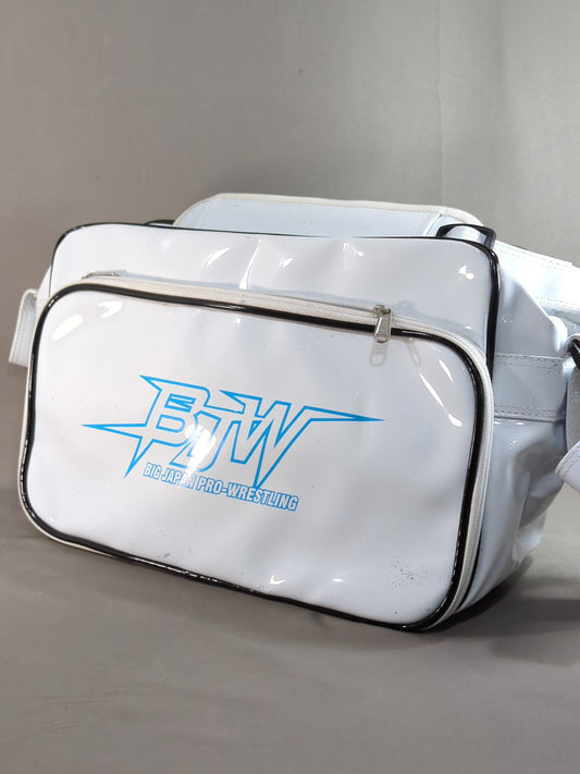 【Takuya Nomura  hand signed autograph 】BJW Enamel Sports Bag
