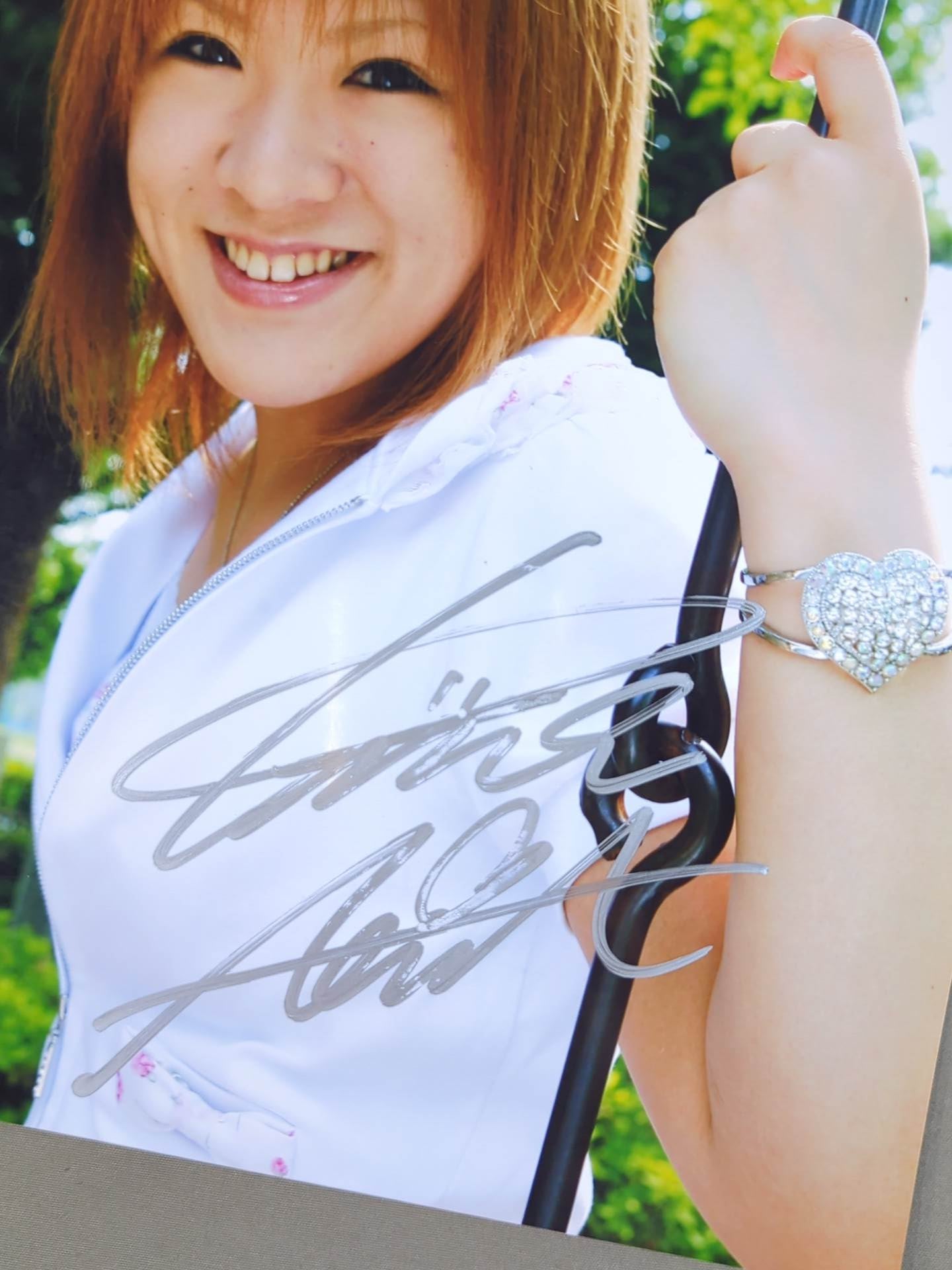 ★BBM刻印入り★ 中島安里紗 直筆サイン入りポートレート(A-2)