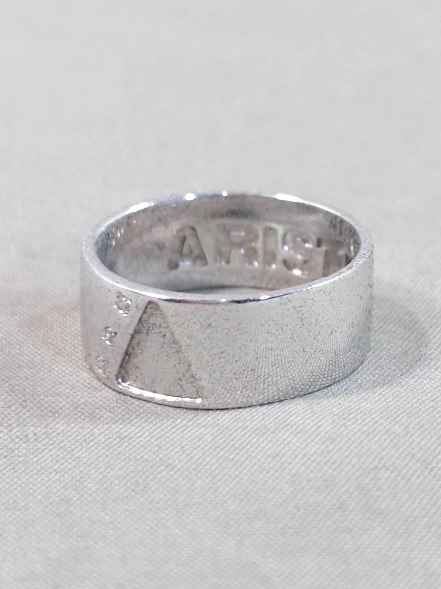 ★ ★ ARISTRIST RING