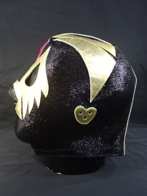 Mil Mascaras
