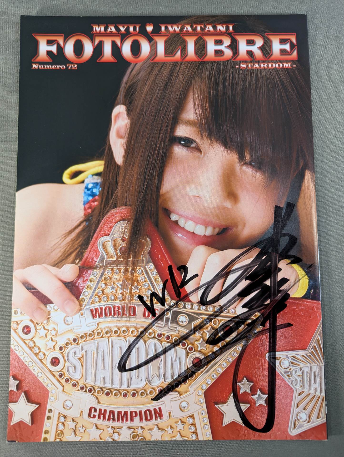 【岩谷麻優 直筆サイン入り】FOTOLIBRE de Mascara Numero.72