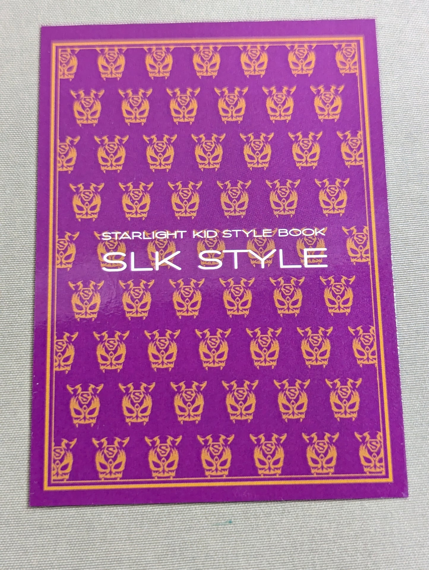 【Hand signed autograph & bonus trading card】 STARLIGHT KID STYLE BOOK / SLK STYLE