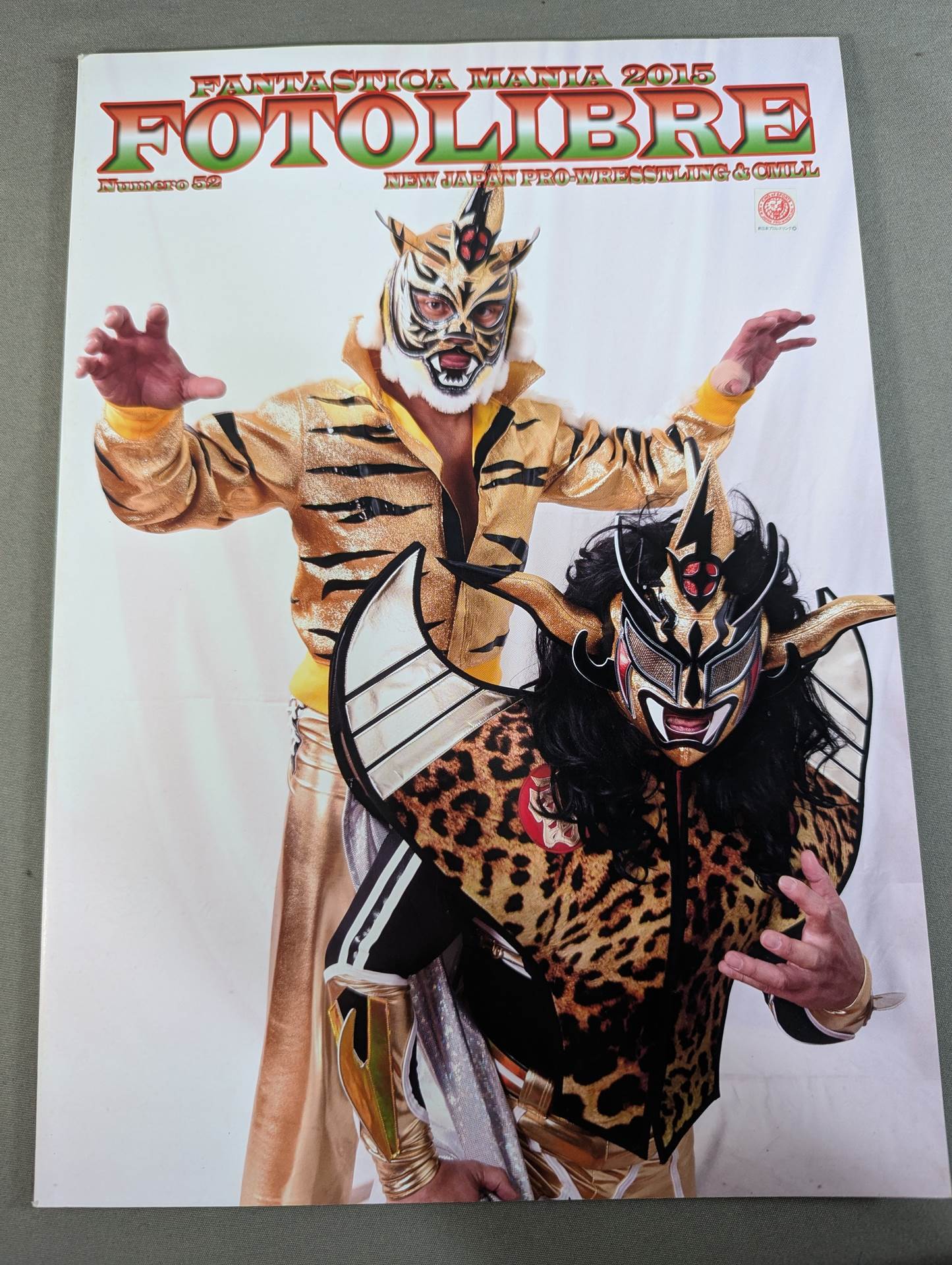 FOTOLIBRE de Mascara Numero.52