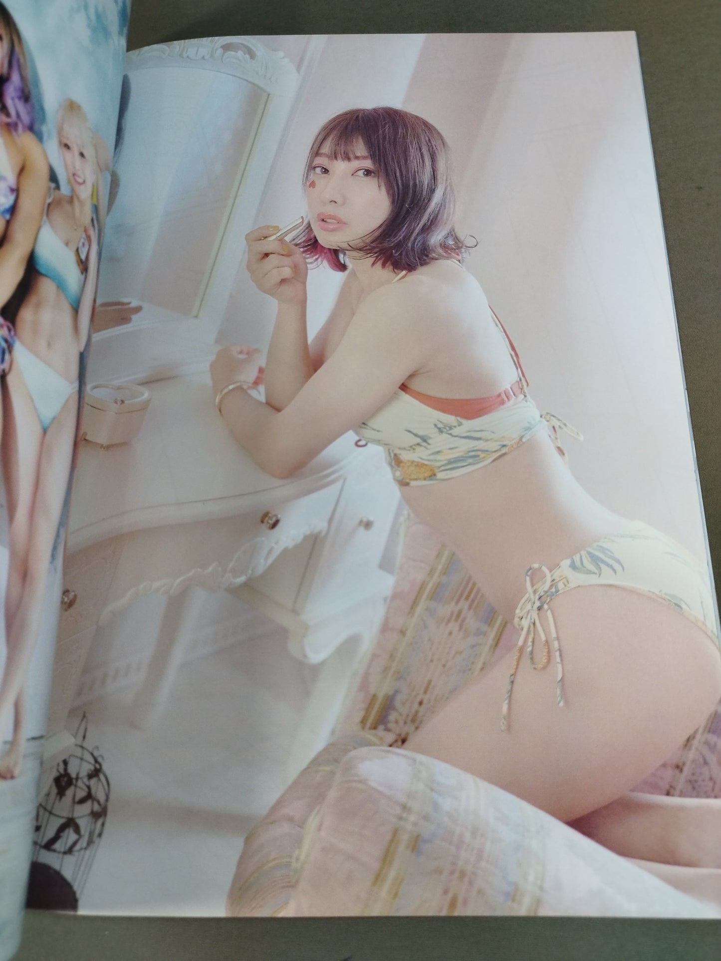 STARDOM VISUAL BOOK Bikiniing 11