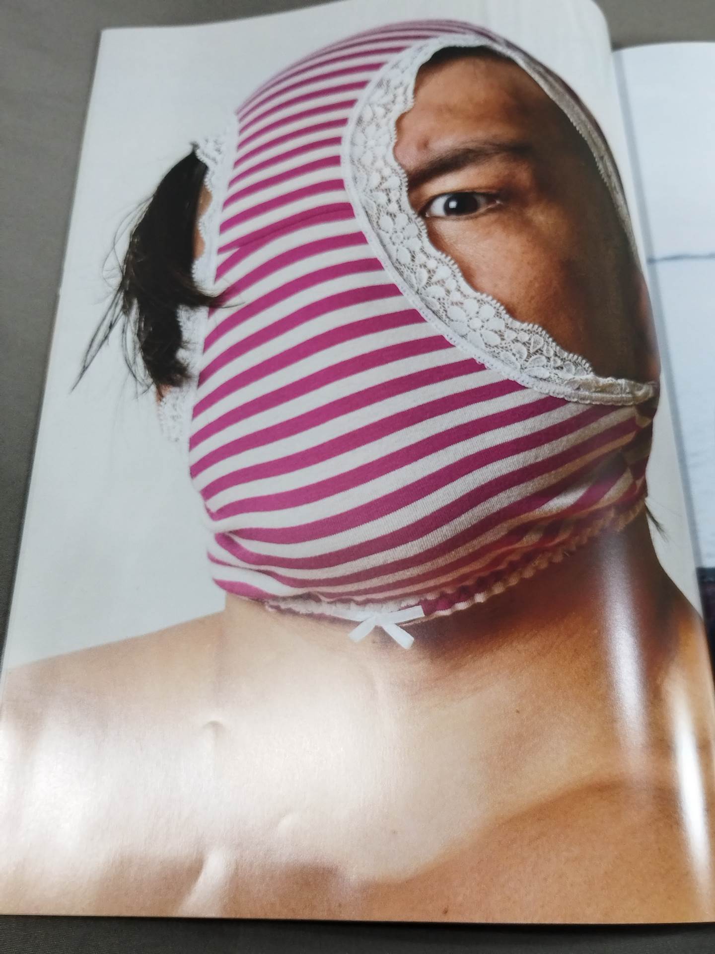 【hand signed autograph】 Hikaru Sato Photo Collection "Monthly Hikaru Sato "