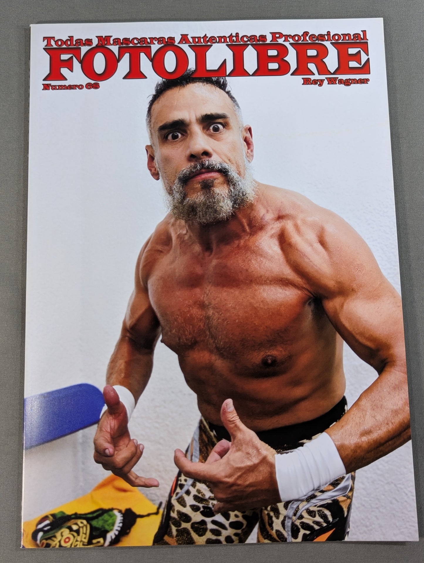 FOTOLIBRE de Mascara Numero.68