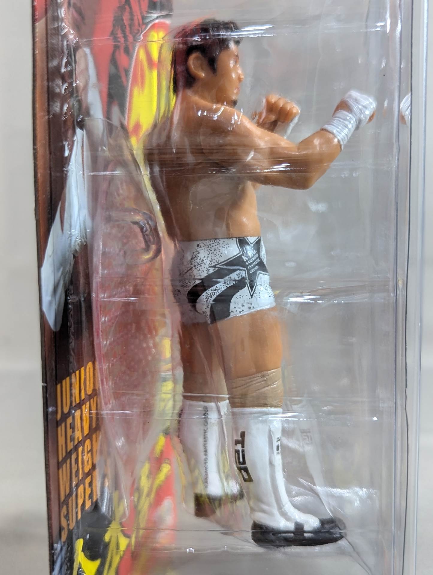 Koji Kanemoto (white tights)
