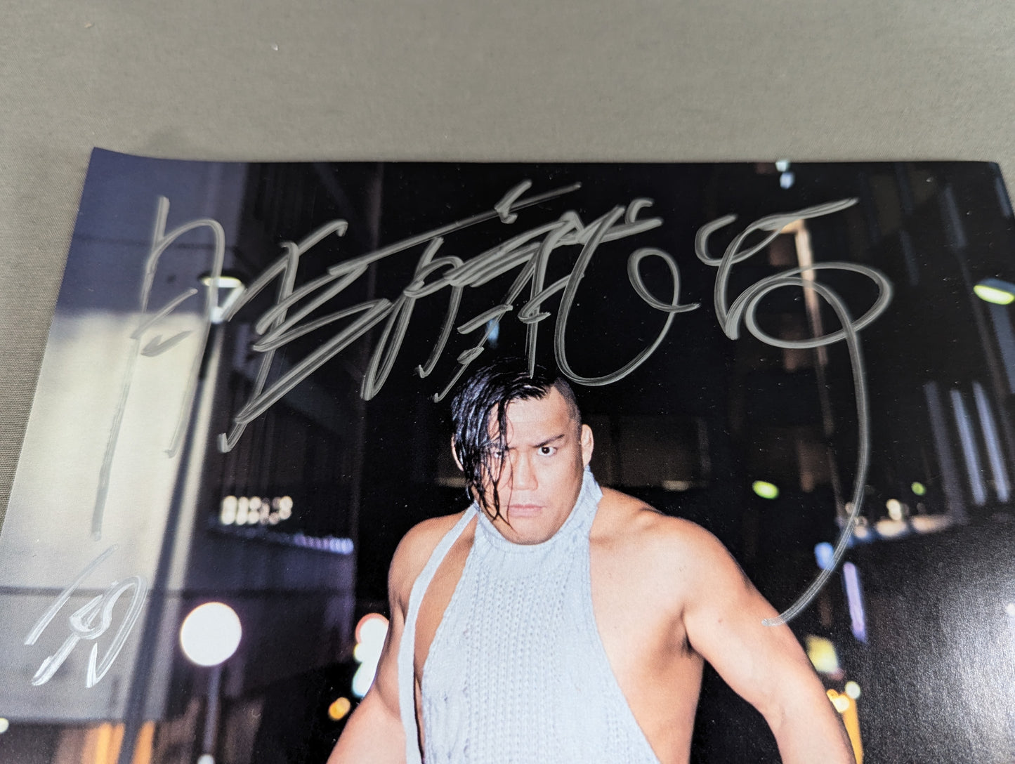 【hand signed autograph】 Hikaru Sato Photo Collection "Monthly Hikaru Sato "