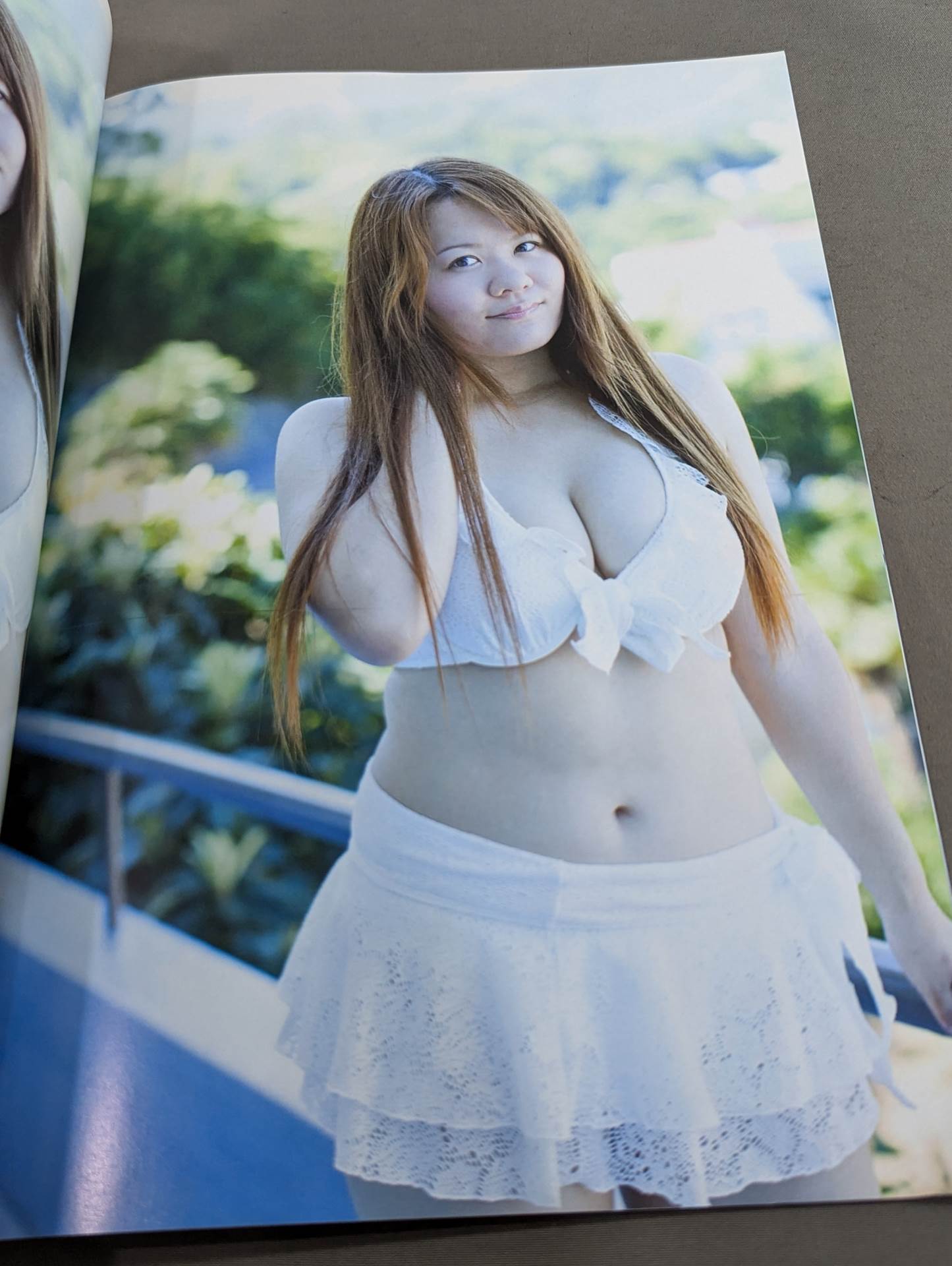 【直筆サイン入り】 中森華子 写真集 HANAKO
