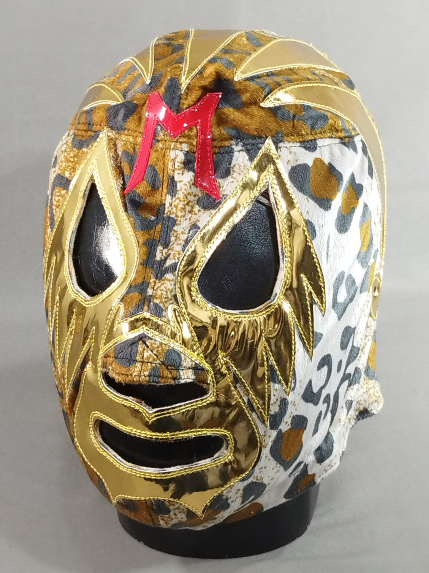 Mil Mascaras