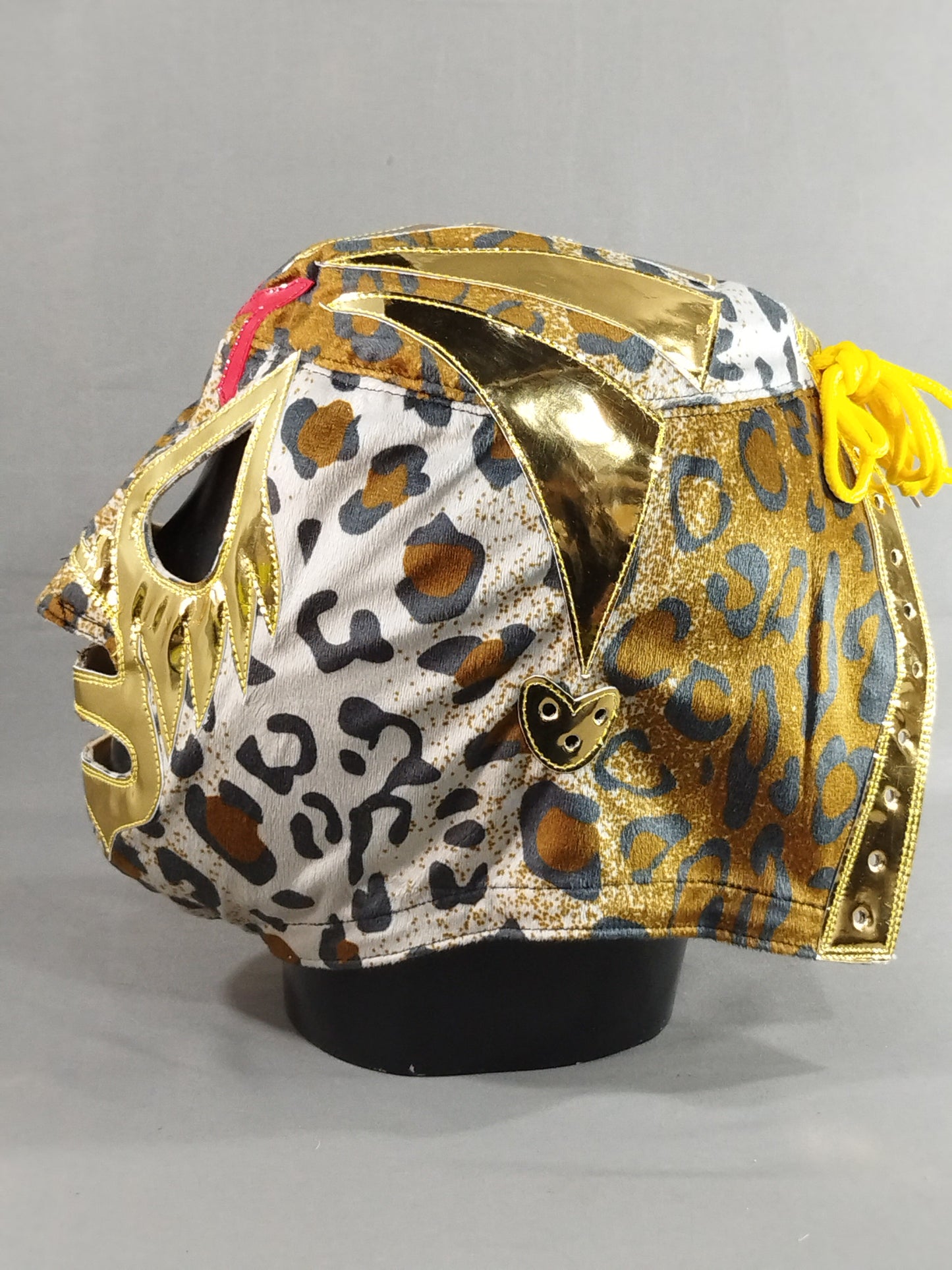 Mil Mascaras