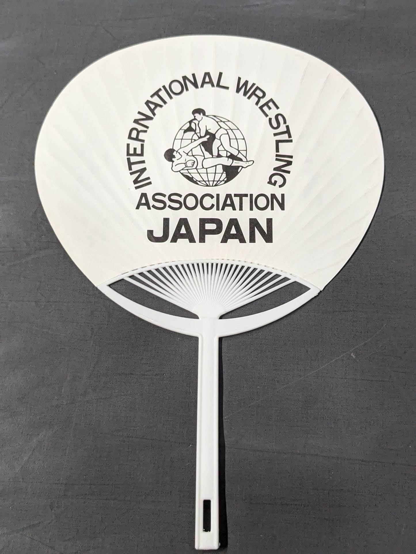 【2 peoplehand signed autograph 】IWA JAPAN Uchiwa (paper fan)