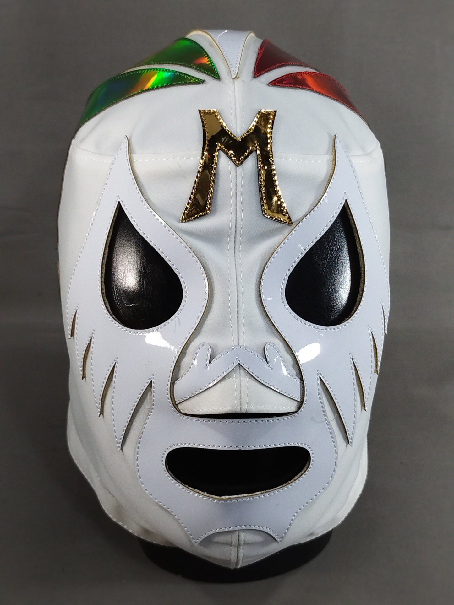 Mil Mascaras