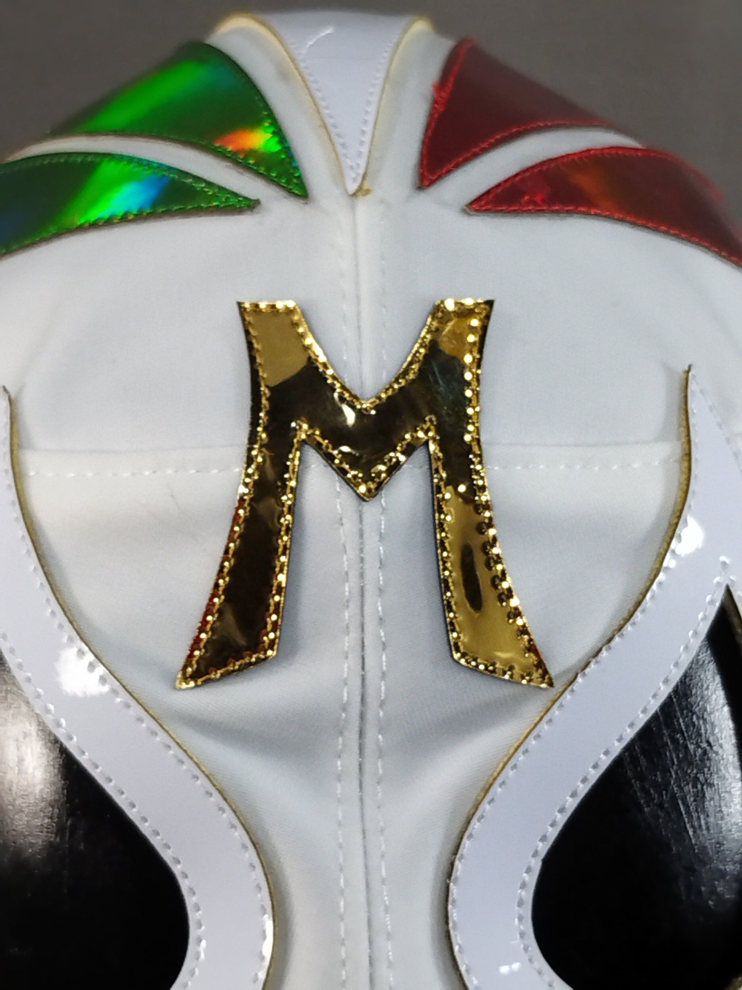 Mil Mascaras