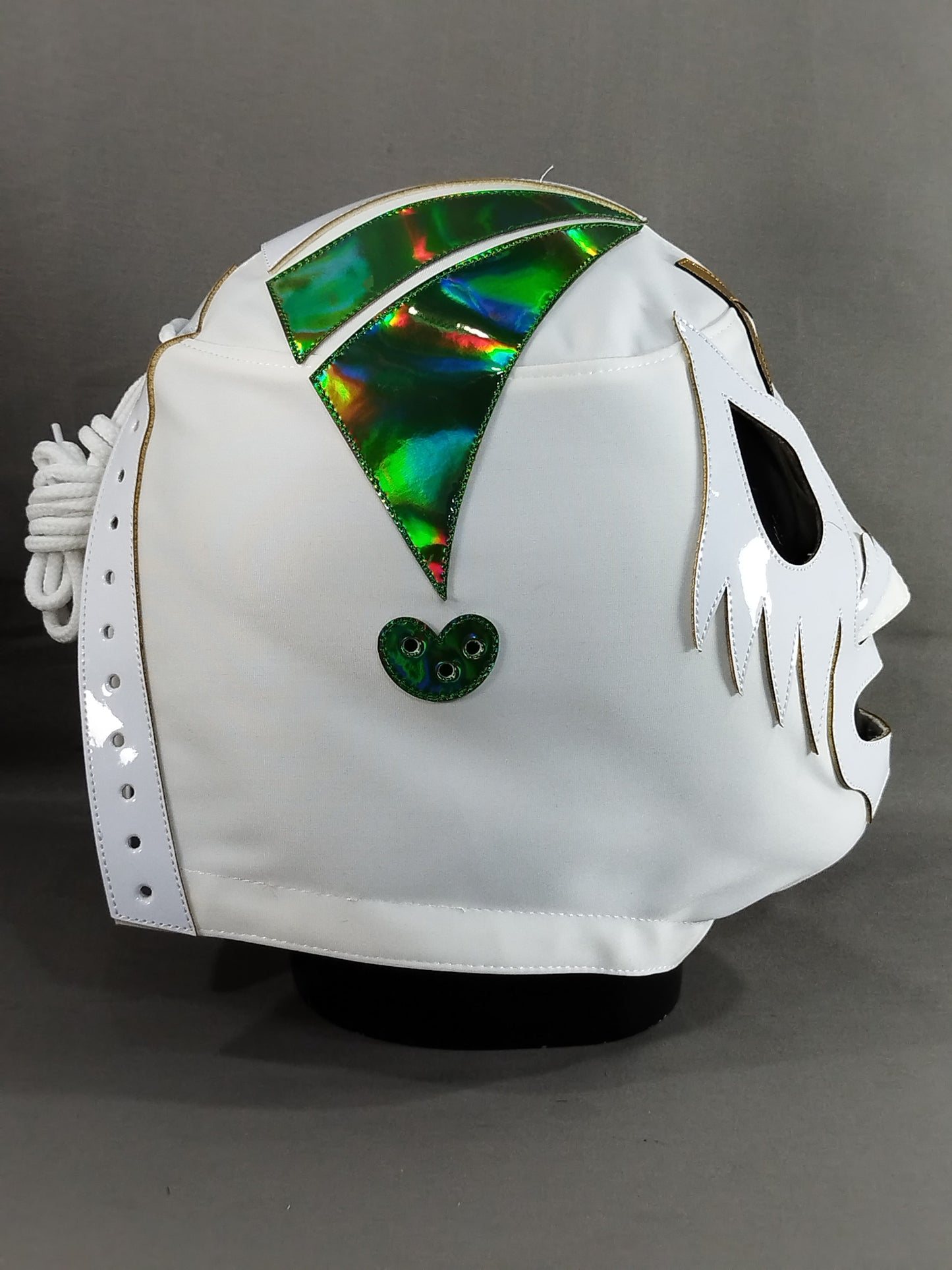 Mil Mascaras