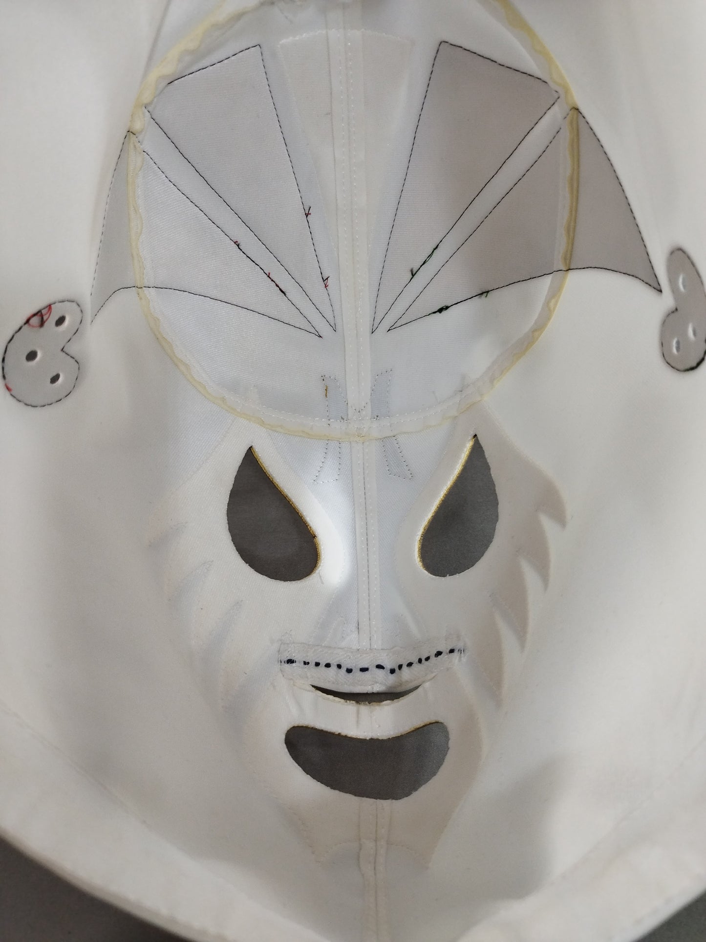 Mil Mascaras