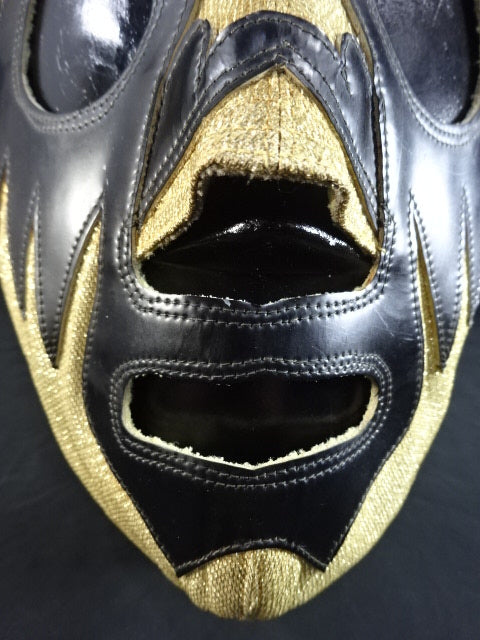 Mil Mascaras