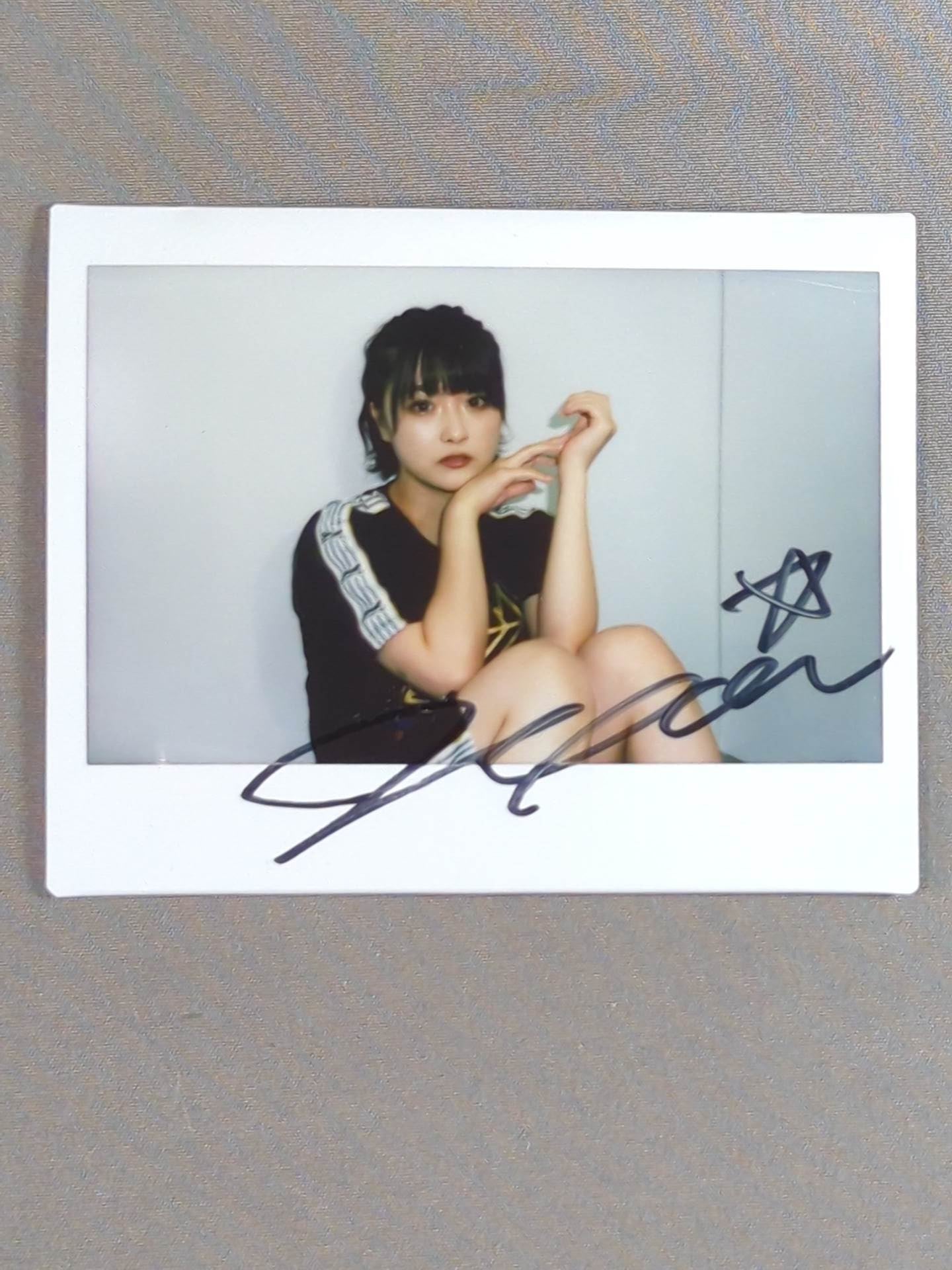 NATSUPOI hand signed autograph Cheki(G-2)