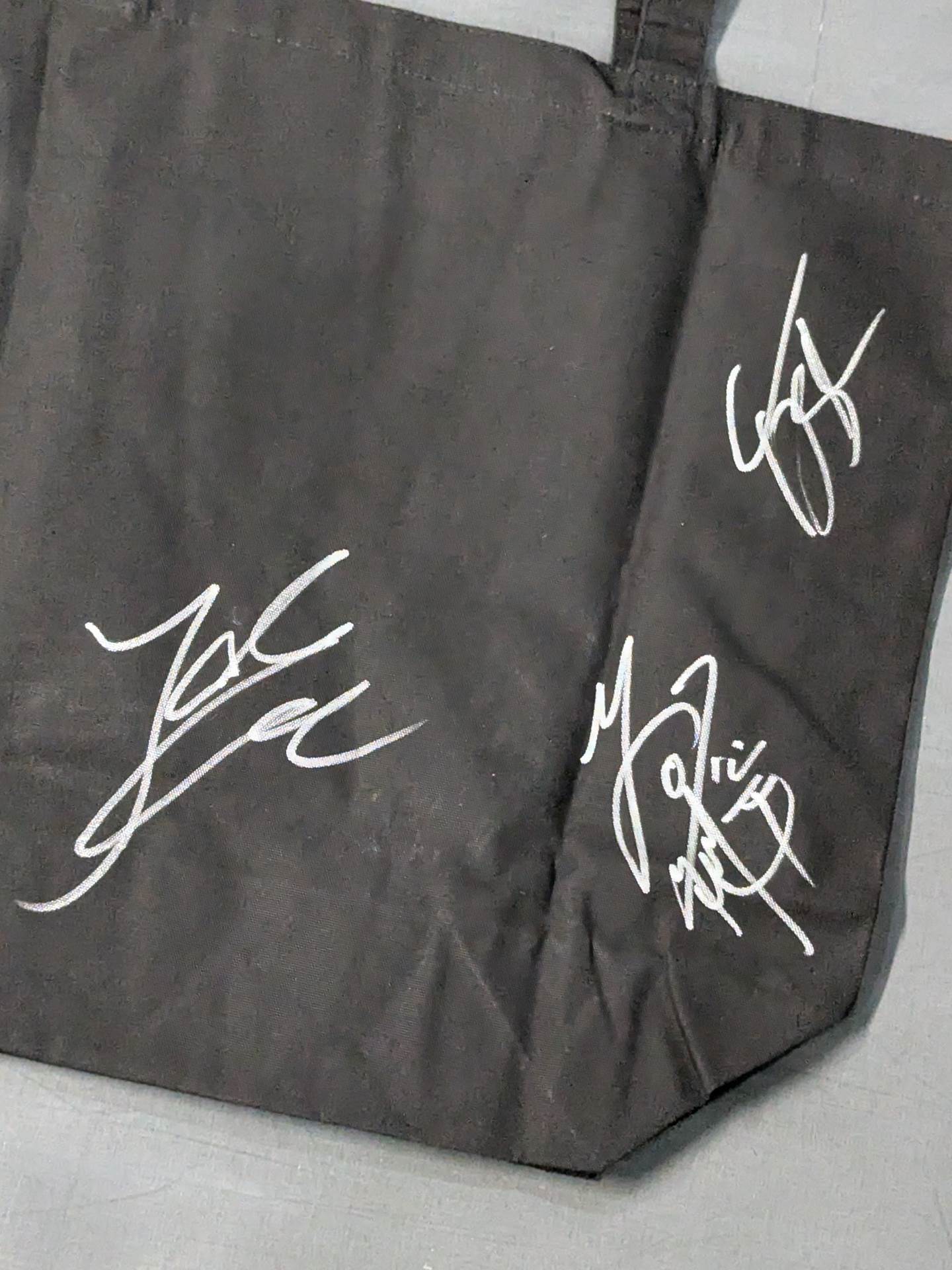 [5 fighters hand signed autograph GLG Logo Large Tote Bag