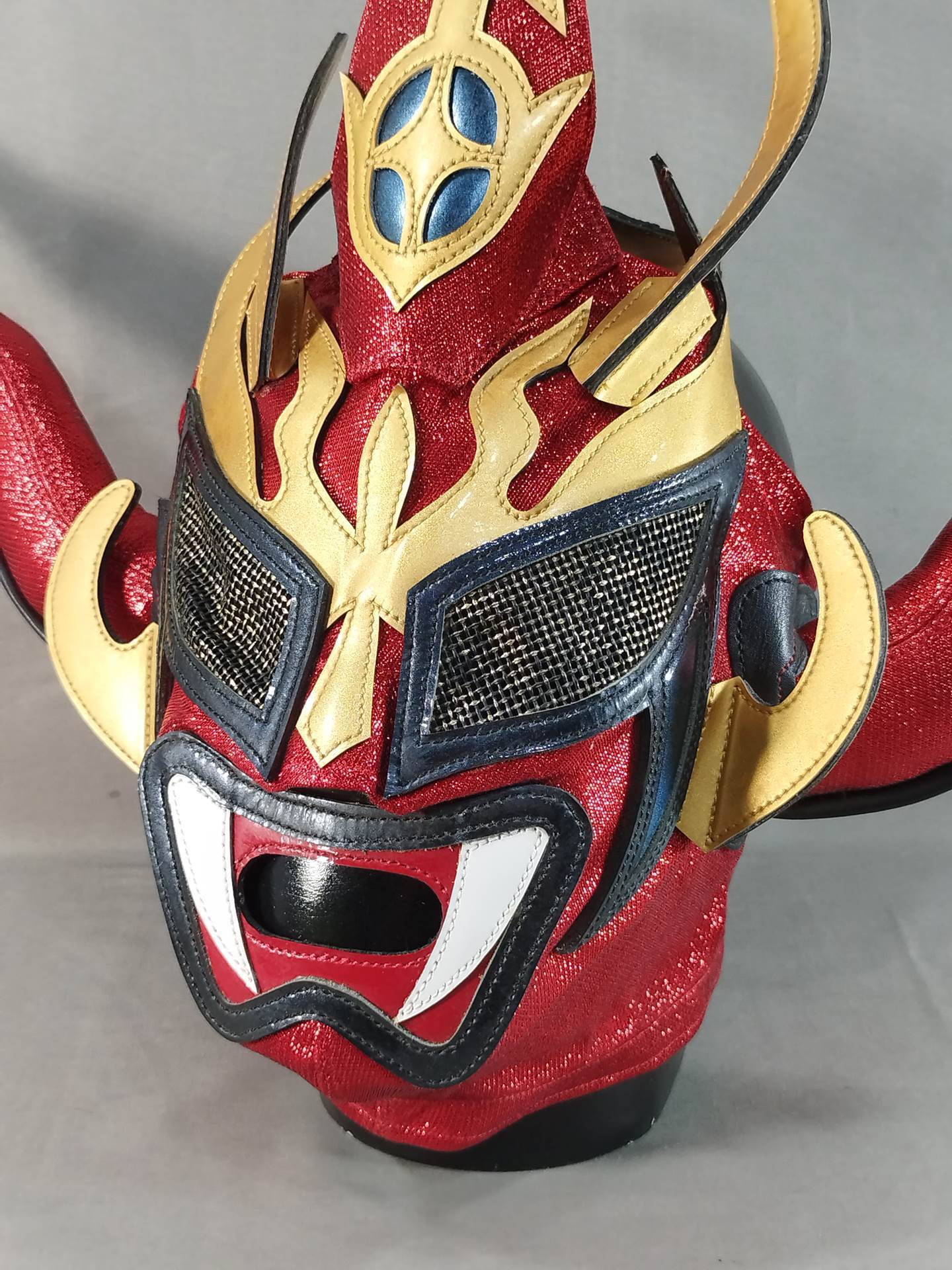 獣神サンダーライガー