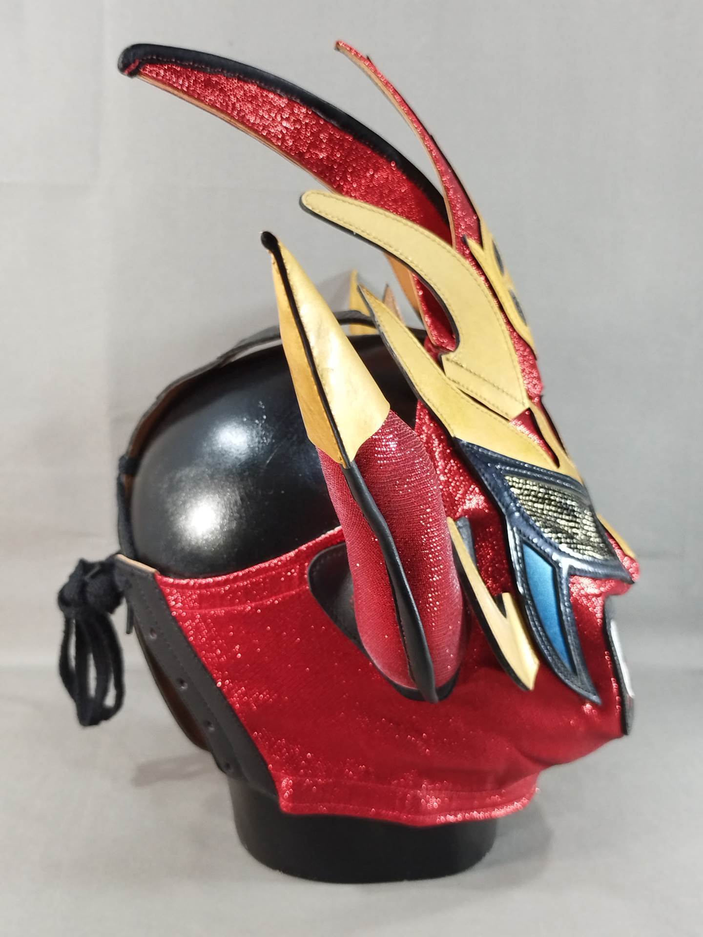 獣神サンダーライガー