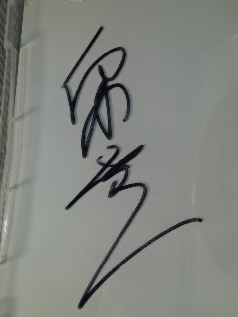 [2 fighters hand signed autograph Radical Pro Wrestling Ryuji Ito of Japan