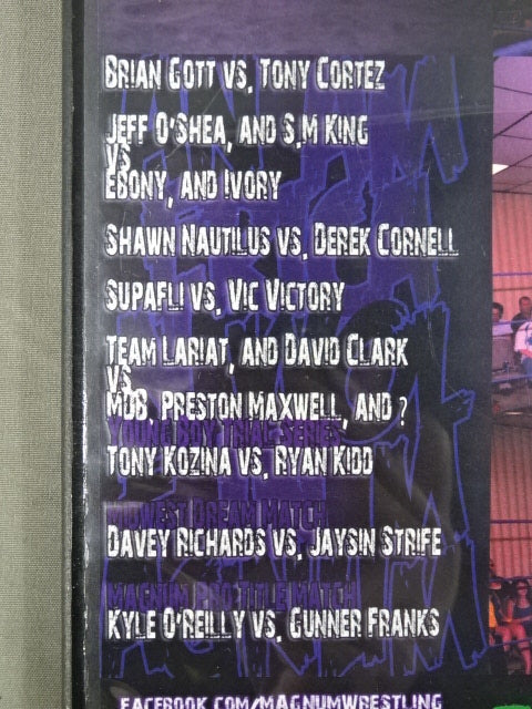 AN AMERICAN WOLF IN MAGNUM