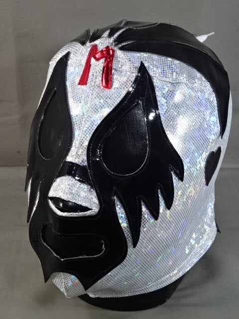 Mil Mascaras