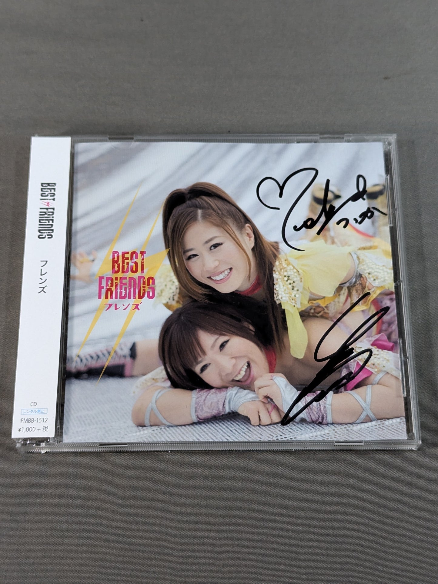【Tsukasa Fujimoto & Arisa Nkajima 2 hand signed autographs 】BEST FRIENDS / Friends