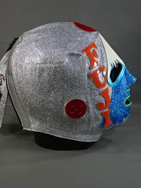 Mil Mascaras